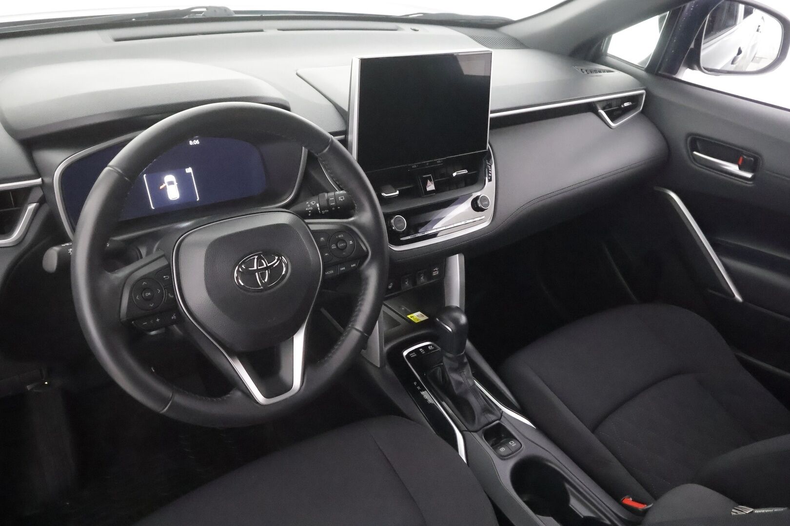 TOYOTA COROLLA CROSS 2023 2.0 Hybrid AWD-I Style - KATSO TÄMÄ HINTA! | ACC | Digimittaristo | Kamera | Keyless | LED | Lämm. ratti | Kaistavahti | BSM | Sähk. takaluukku | Apple & Android | Juuri huollettu