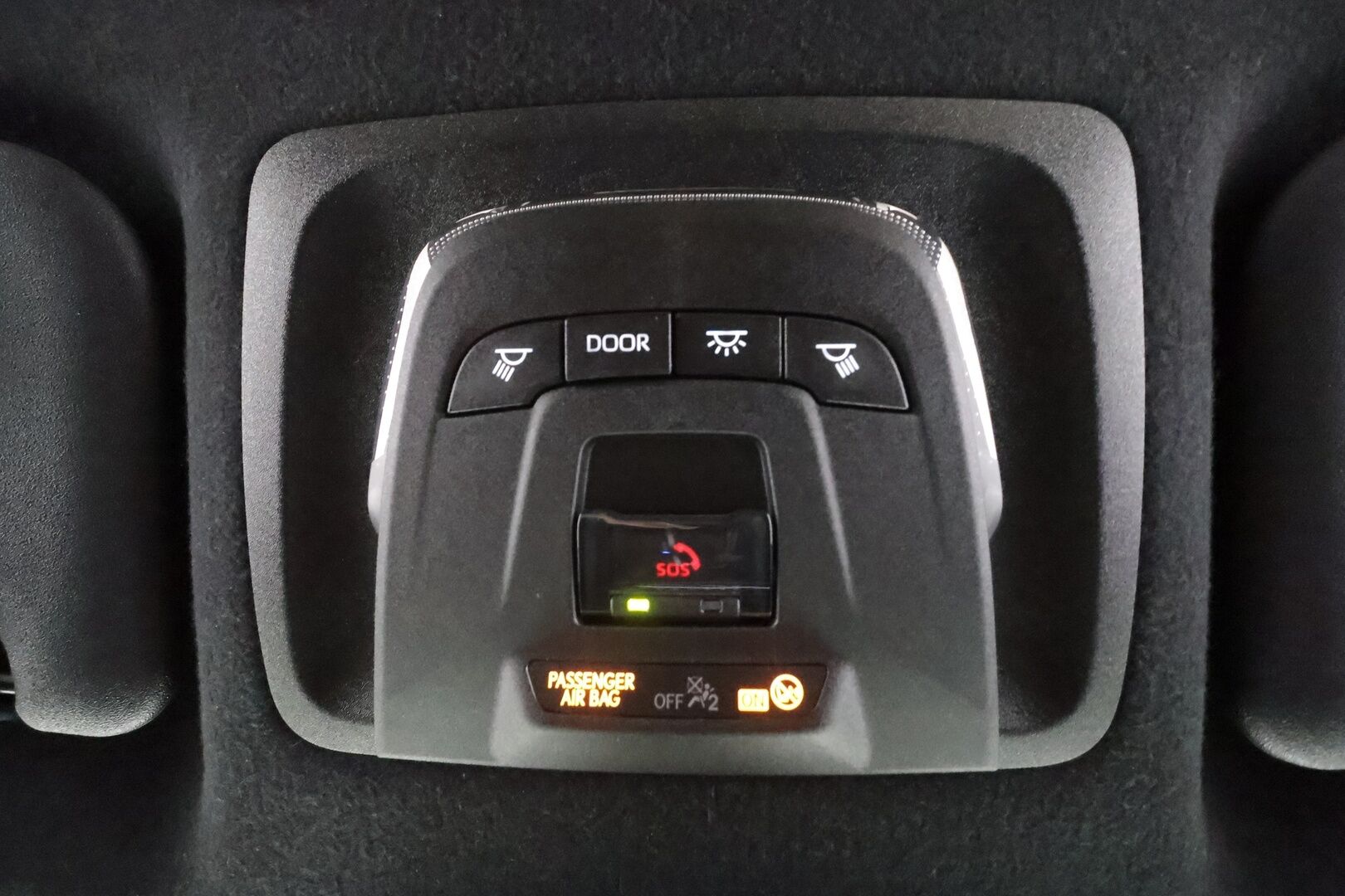 TOYOTA COROLLA CROSS 2023 2.0 Hybrid AWD-I Style - KATSO TÄMÄ HINTA! | ACC | Digimittaristo | Kamera | Keyless | LED | Lämm. ratti | Kaistavahti | BSM | Sähk. takaluukku | Apple & Android | Juuri huollettu