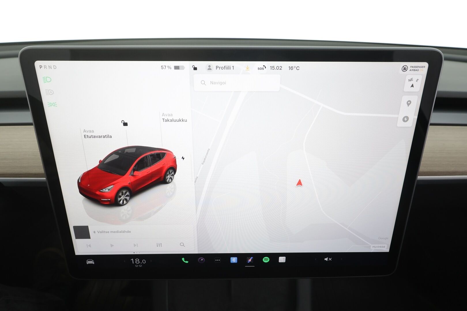 TESLA MODEL Y 2023 RWD - | ILP | Koukku | ACC | Matrix-LED | Lasikatto | Muistipenkki | Premium Audio | Navi | Kaistavahti | Keyless | 2x Latauskaapelit | Kahdet renkaat |
