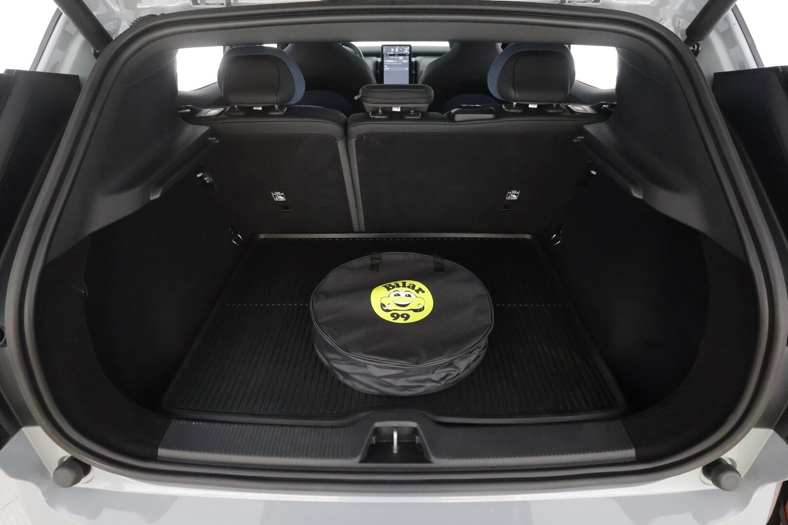 Volvo EX30 2024 Twin Motor Performance Ultra - | ACC | ILP | Koukku | 360° | Muistipenkki | Harman/Kardon | Lasikatto | Pilot assist | Sähk. takaluukku | Lämm. ratti | BLIS | Merkkihuollot | 