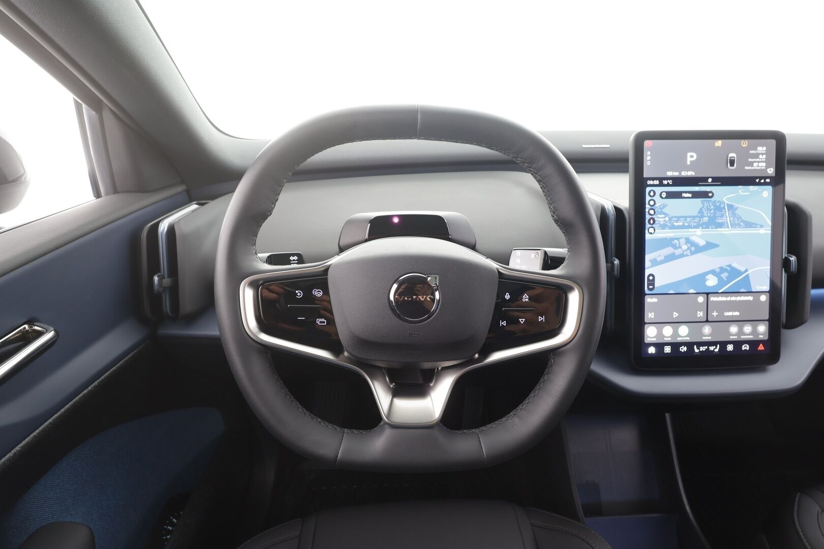 Volvo EX30 2024 Twin Motor Performance Ultra - | ACC | ILP | Koukku | 360° | Muistipenkki | Harman/Kardon | Lasikatto | Pilot assist | Sähk. takaluukku | Lämm. ratti | BLIS | Merkkihuollot | 