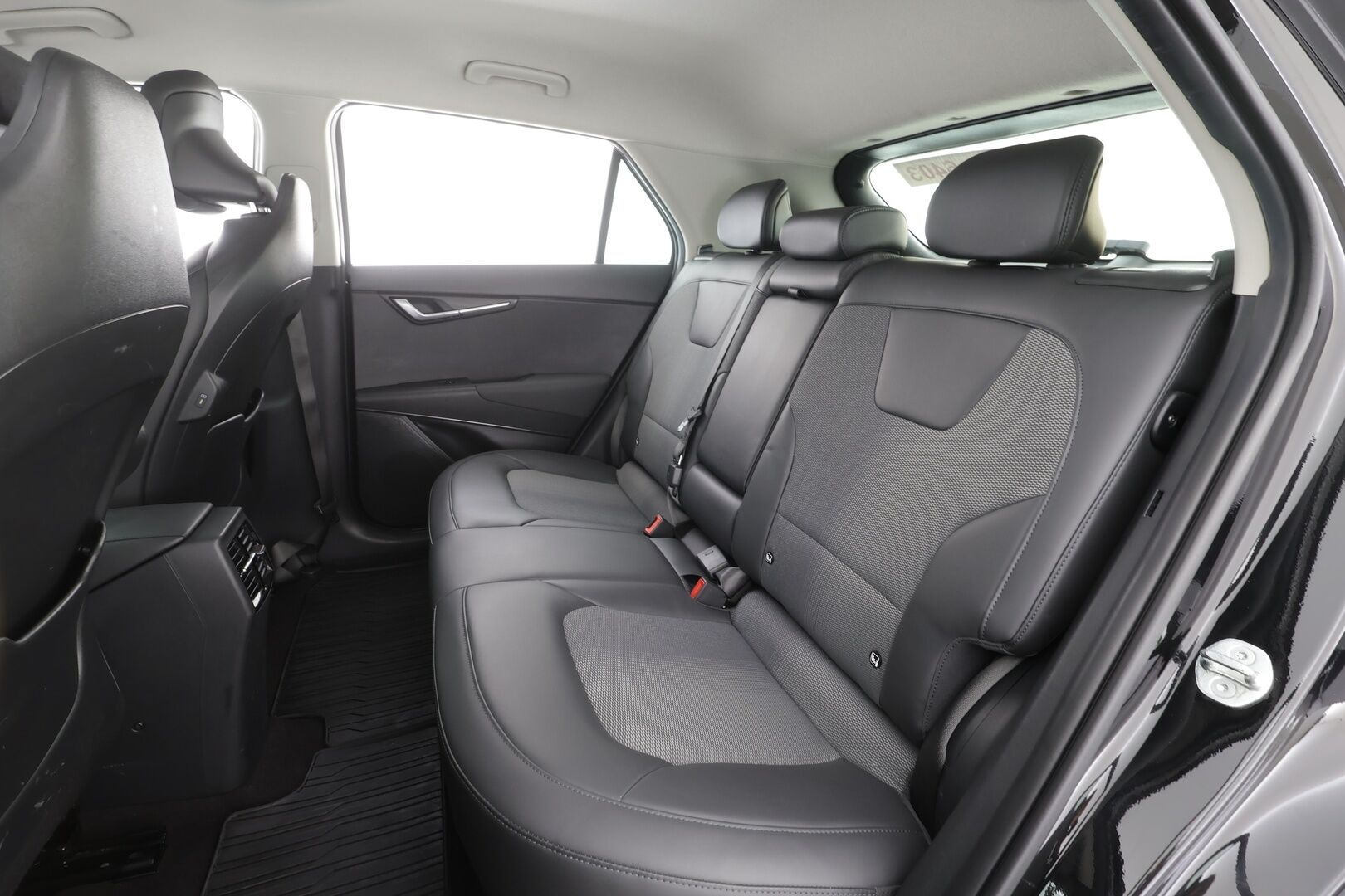 KIA NIRO 2023 Advance 64,8 kWh 204 hv - | ACC | ILP | Koukku | LED | HDA | Puolinahat | Apple & Android | P.kamera | Lämm. ratti | Navi | Digimittaristo | 