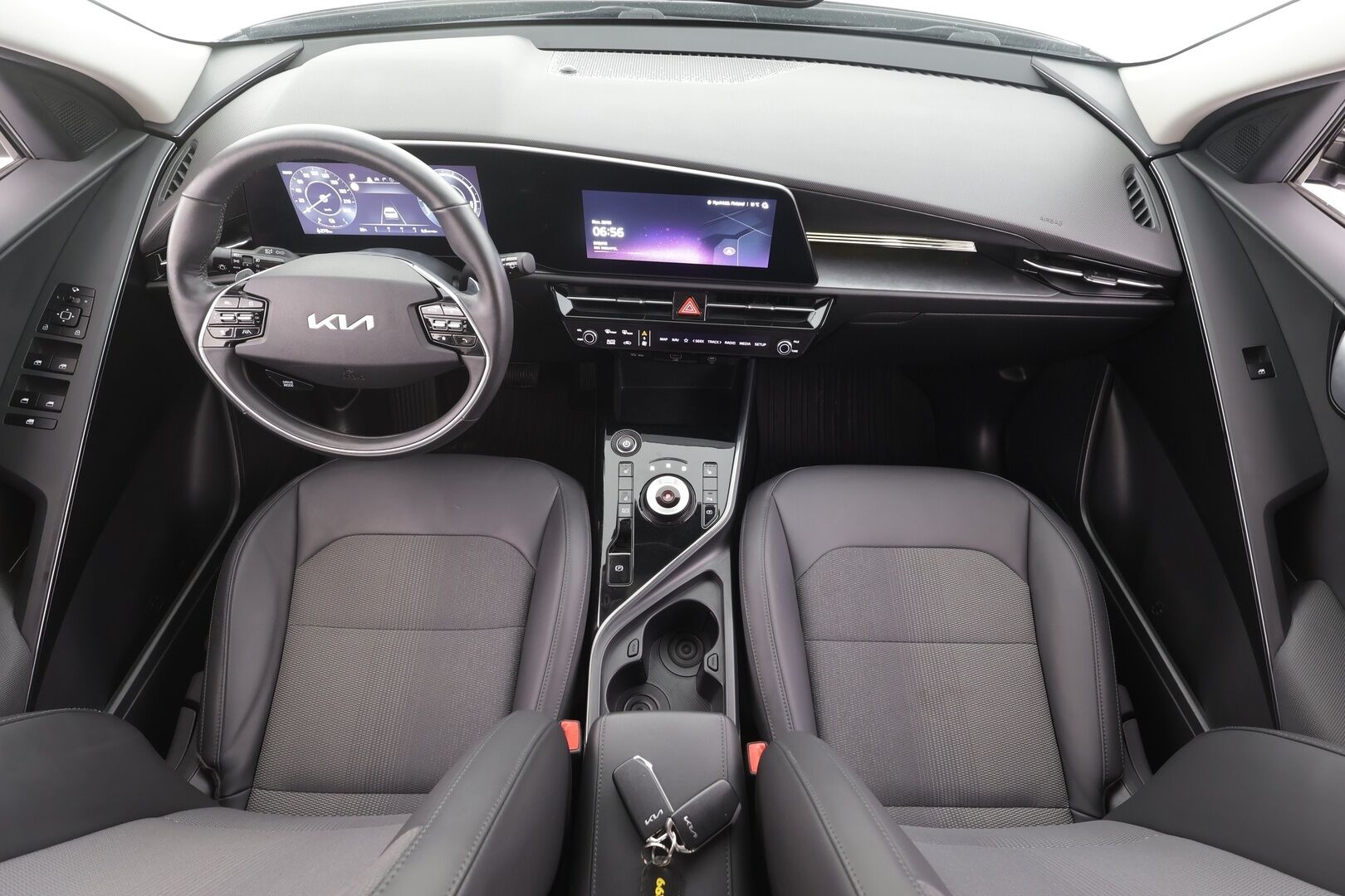 KIA NIRO 2023 Advance 64,8 kWh 204 hv - | ACC | ILP | Koukku | LED | HDA | Puolinahat | Apple & Android | P.kamera | Lämm. ratti | Navi | Digimittaristo | 