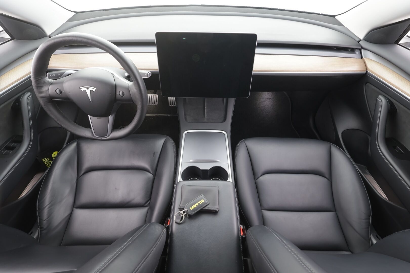 TESLA MODEL 3 2022 Performance - | ILP | ACC | Lasikatto | Matrix-LED | P.Kamera | Muistipenkki | Premium Audio | Navi | Kaistavahti | Keyless | 2x Latauskaapelit | Kahdet renkaat |
