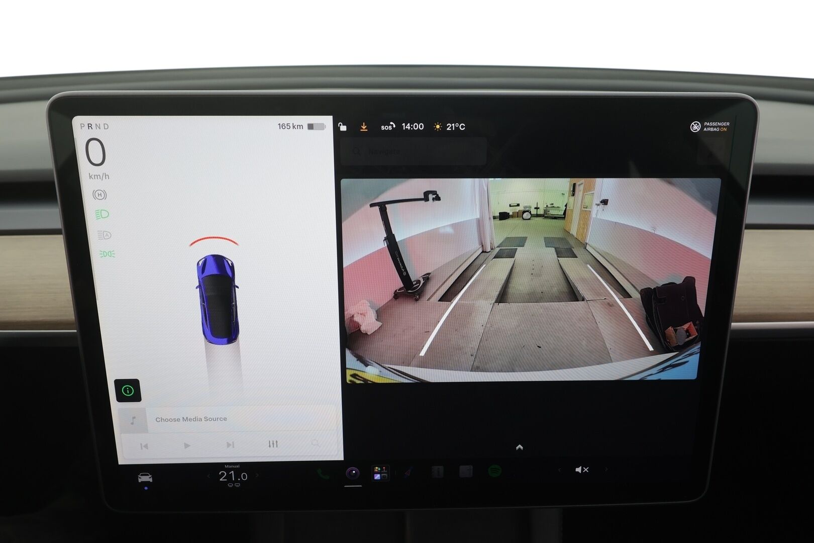 TESLA MODEL 3 2022 Performance - | ILP | ACC | Lasikatto | Matrix-LED | P.Kamera | Muistipenkki | Premium Audio | Navi | Kaistavahti | Keyless | 2x Latauskaapelit | Kahdet renkaat |