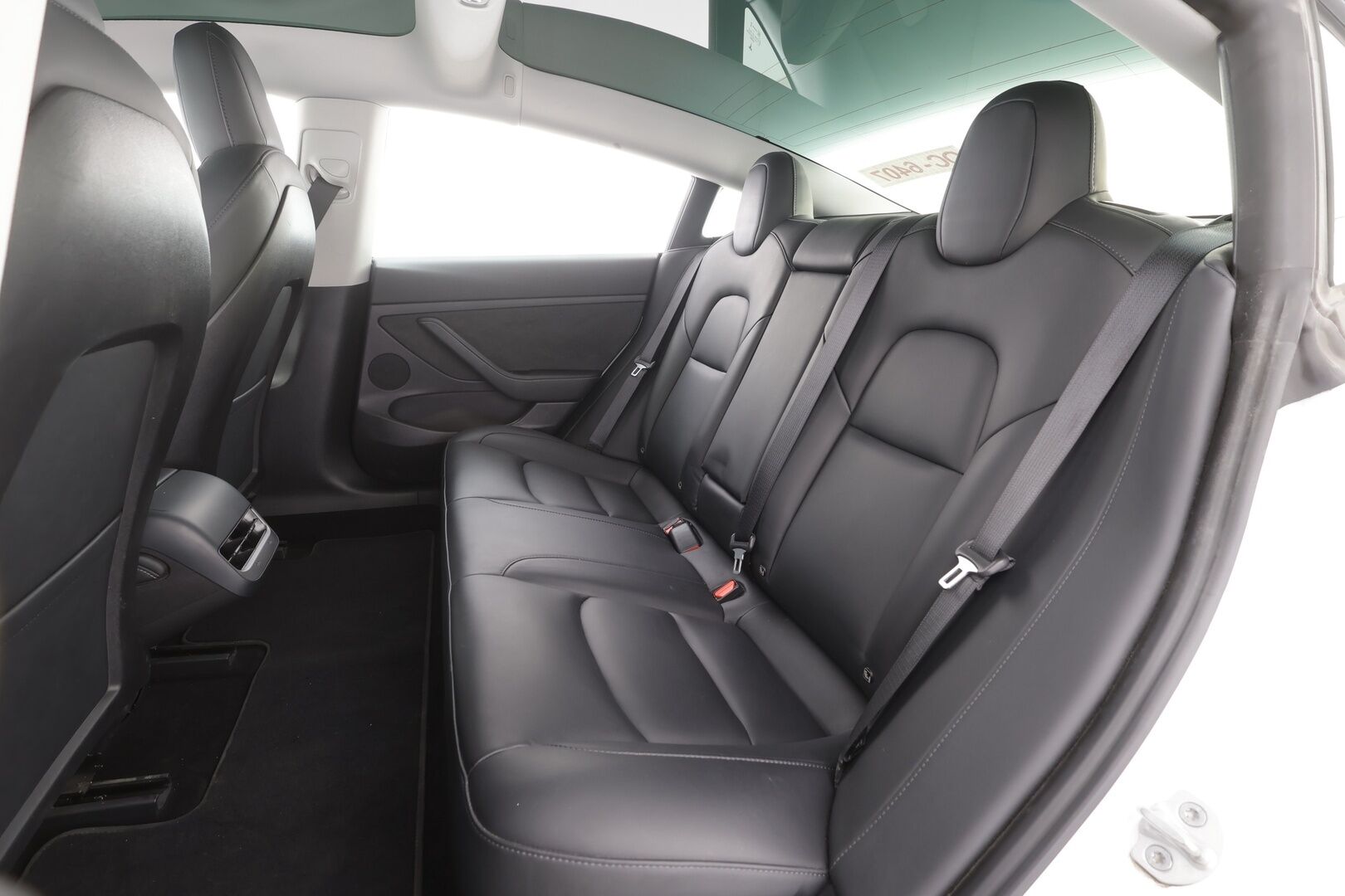 TESLA MODEL 3 2022 Performance - | ILP | ACC | Lasikatto | Matrix-LED | P.Kamera | Muistipenkki | Premium Audio | Navi | Kaistavahti | Keyless | 2x Latauskaapelit | Kahdet renkaat |