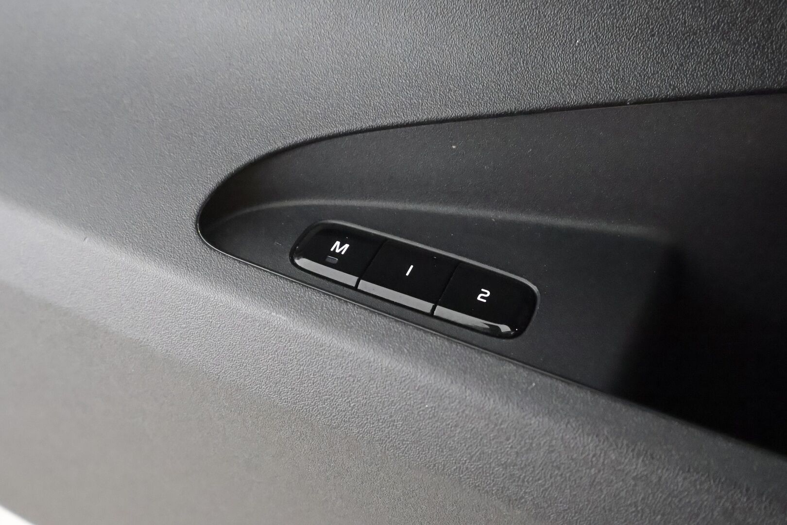POLESTAR 2 2023 Long Range Dual Motor, 300kW - | ACC | ILP | Pilot Lite & Plus | 360° | Harman/Kardon | Muistipenkki | Sporttipenkit | Lasikatto | BLIS | Akuston esilämmitys | ALV | 