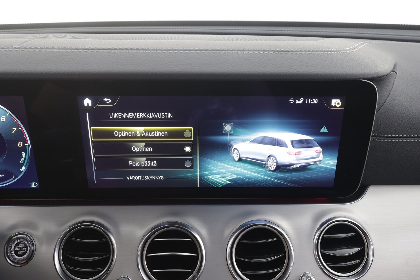 MERCEDES-BENZ E 2022 300 e T A Business AMG - | Distronic+ | Muistipenkit | Koukku | 360° | Widescreen | Keyless | Sporttipenkit | Apple & Android | Ambient | 2x renkaat aluin | ALV | 