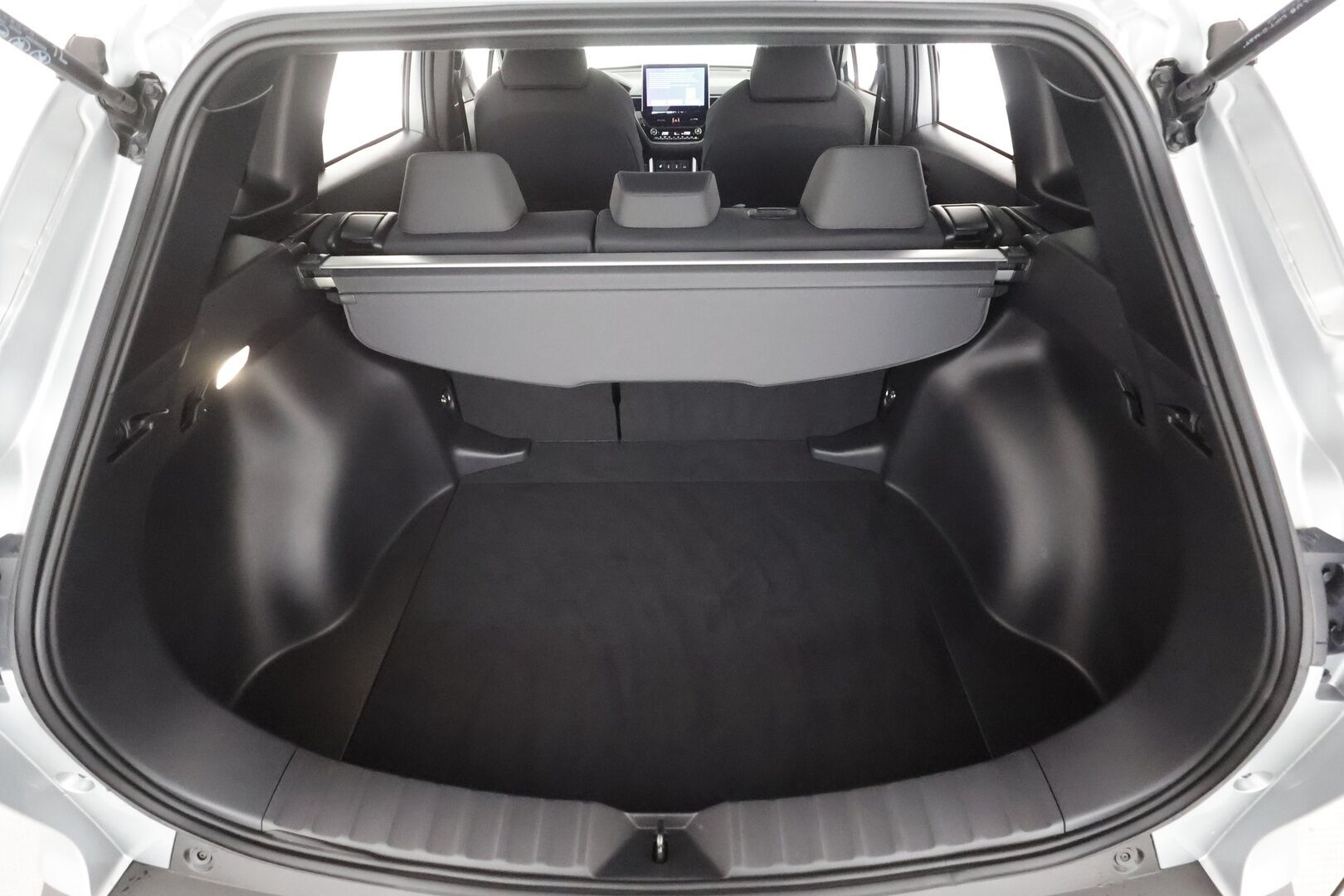 TOYOTA COROLLA CROSS 2024 1.8 Hybrid Launch Edition - | ACC | LED | P.Kamera | Navi | Kaistavahti | Keyless | Digimittaristo | Facelift | PDA | Merkkihuollot |