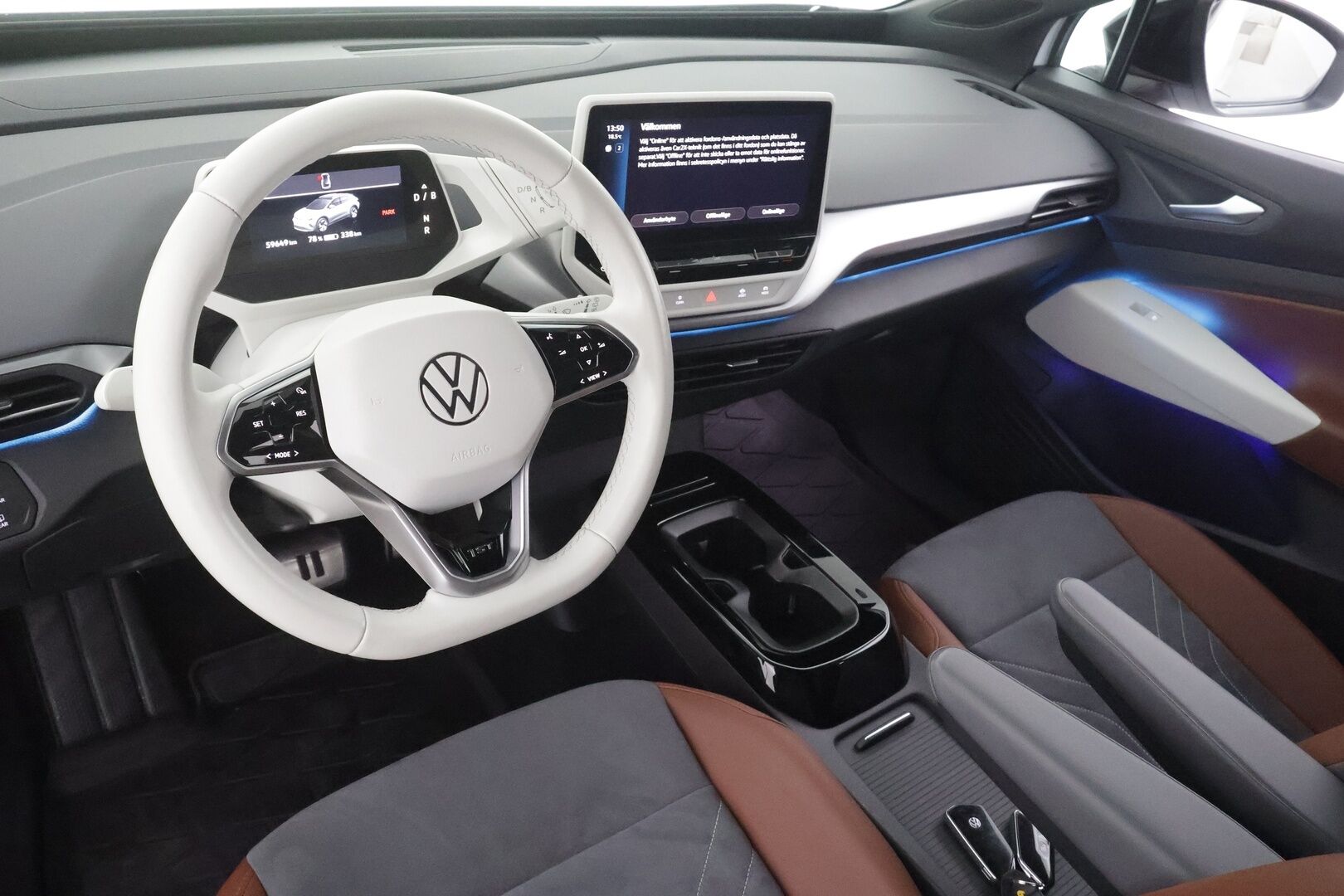 VOLKSWAGEN ID.4 2021 Pro Performance 1st Edition - | ACC | ILP | Koukku | LED | P.Kamera | Ratinlämmitys | Apple&Android | Merkkihuollettu |