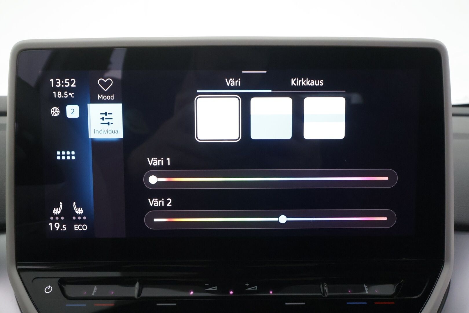 VOLKSWAGEN ID.4 2021 Pro Performance 1st Edition - | ACC | ILP | Koukku | LED | P.Kamera | Ratinlämmitys | Apple&Android | Merkkihuollettu |