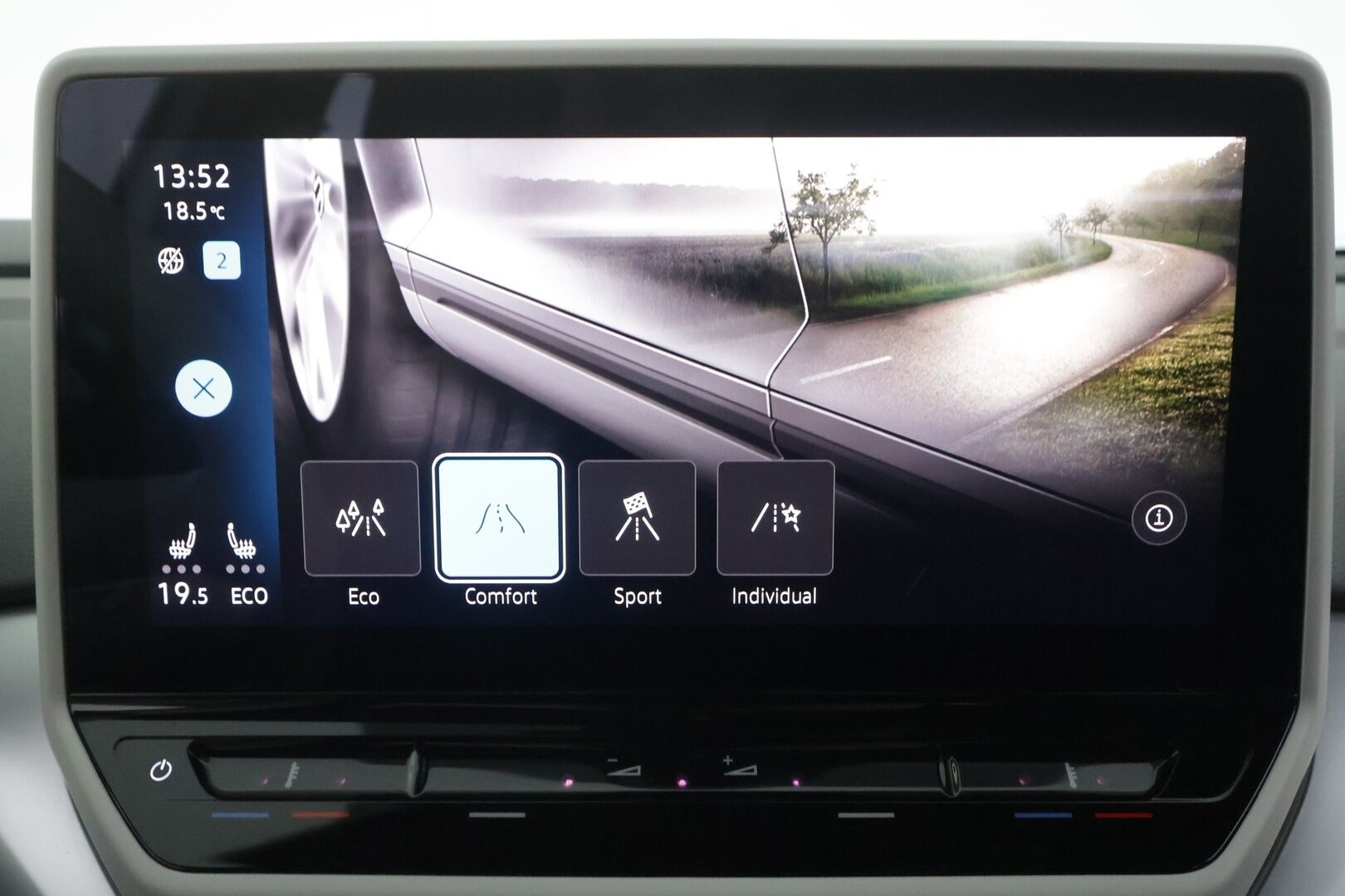 VOLKSWAGEN ID.4 2021 Pro Performance 1st Edition - | ACC | ILP | Koukku | LED | P.Kamera | Ratinlämmitys | Apple&Android | Merkkihuollettu |