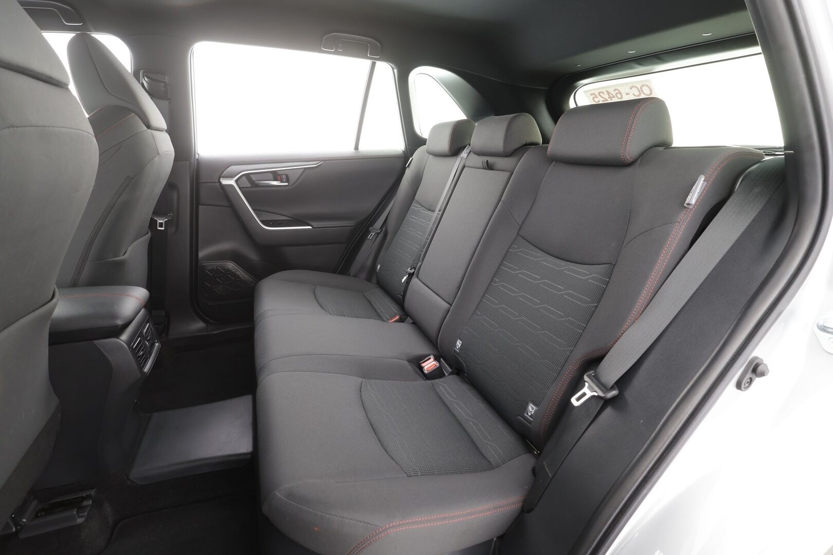 TOYOTA RAV4 PLUG-IN 2020 Active - | ACC | Koukku | ILP | Sähköpenkki | P.kamera | LTA | RSA | Keyless | LED | Apple & Android | Lämm. ratti | Sähk. takaluukku | 