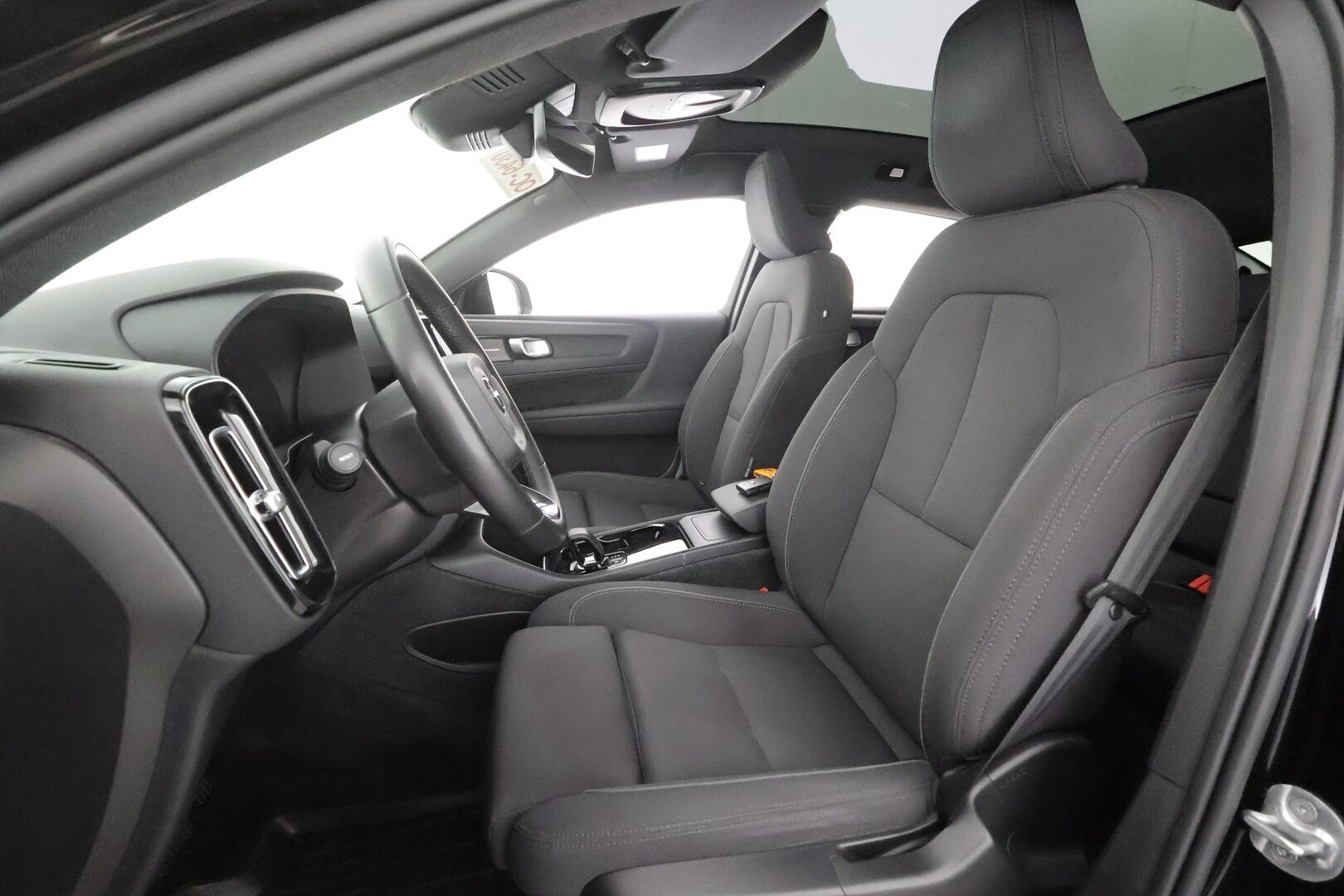 Volvo C40 2023 Recharge Twin Motor Ultimate - | ACC | ILP | Koukku | Harman/Kardon | 360° | Muistipenkki | Lasikatto | Keyless | Sporttipenkit | BLIS | Pilot assist | Merkkihuollot | ALV | 