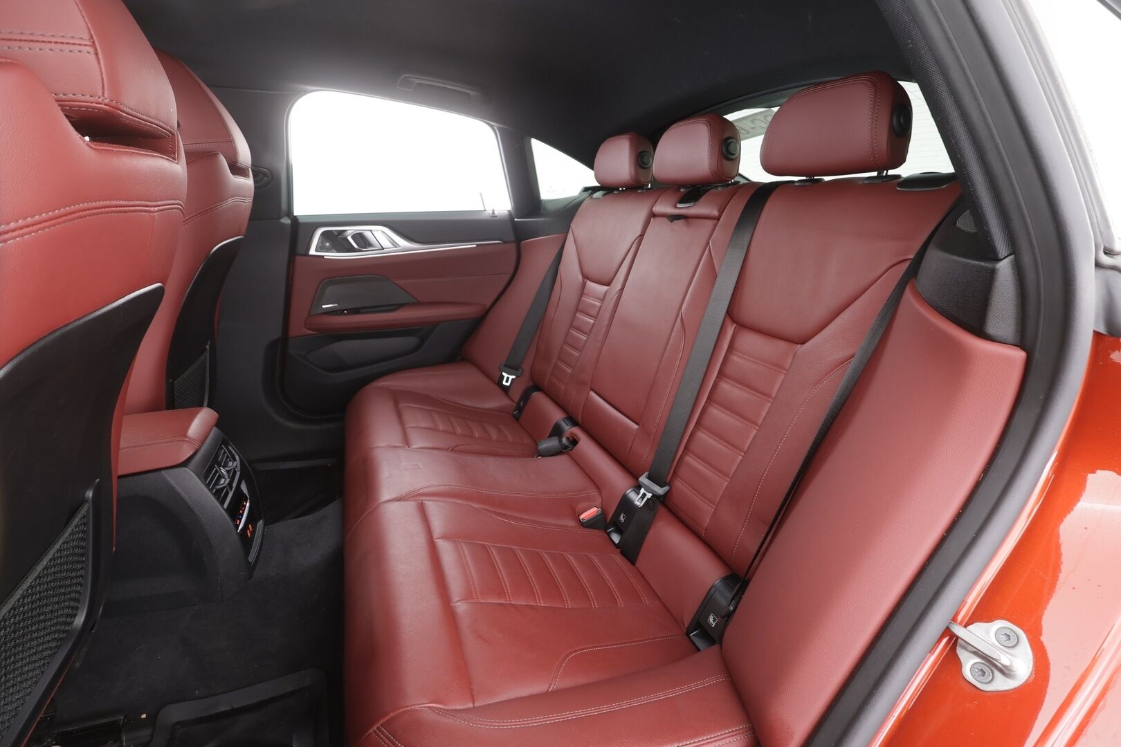 BMW I4 2023 Edrive 40 Charged  M-Sport - | ACC | Lisälämmitin | Koukku | HUD | Widescreen |  H/K | LED | 360-kamera | Sporttinahat | Apple&Android | Merkkihuollettu | Kahdet Renkaat |