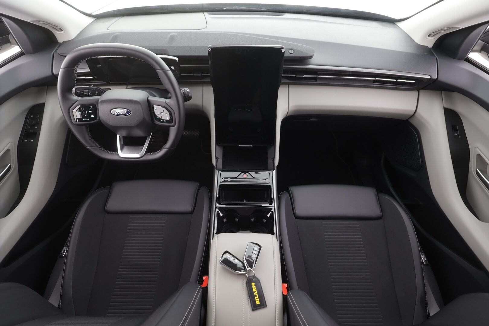 FORD EXPLORER 2025 RWD Extended Range - | ACC | ILP | Muistipenkit | Sporttipenkit | Puolinahat | P.kamera | Keyless | Kaistavahti | Akuston esilämmitys | BSM | RCTA | Navi |   