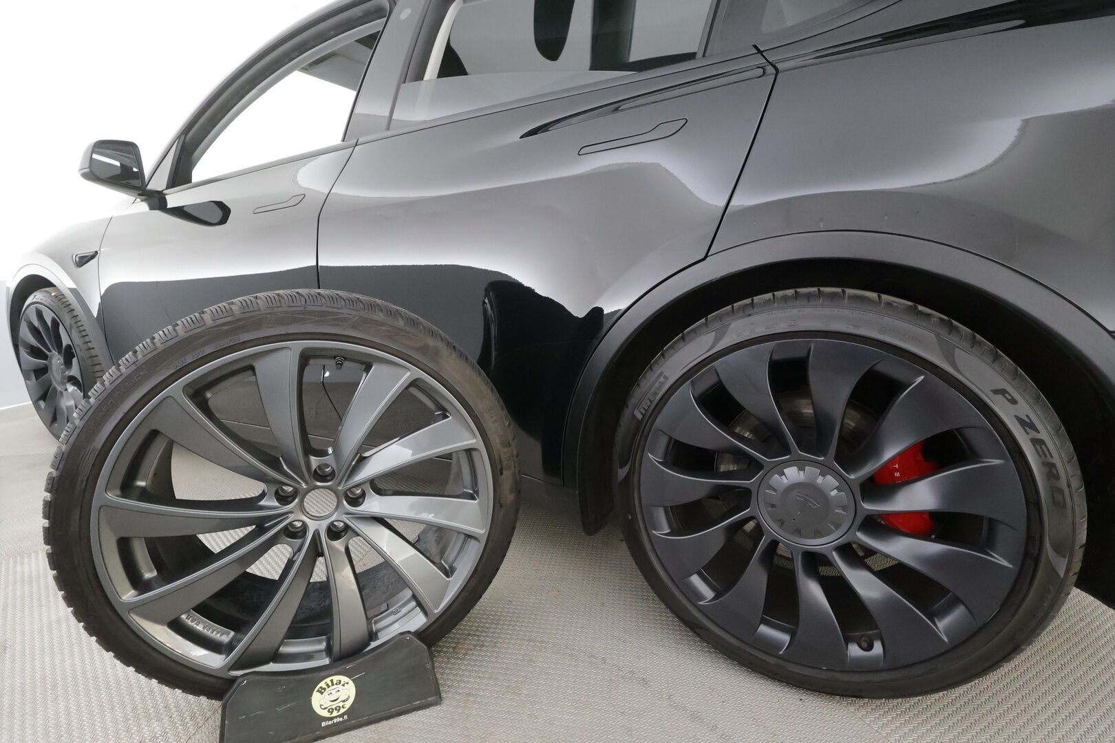 TESLA MODEL Y 2023 Performance - | ILP | ACC | Lasikatto | Matrix-LED | P.Kamera | Muistipenkki | Premium Audio | Navi | Kaistavahti | Keyless | Full-Self Driving Capability |  Kahdet renkaat |