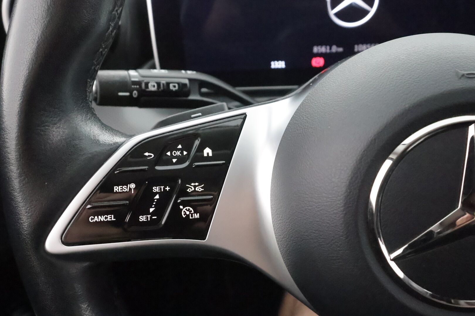 Mercedes-Benz C 2023 300 e T A Business Avantgarde - | Distronic+ | Koukku | High Performance LED | Burmester | P.kamera | Osasähköt puolinahoilla | Apple&Android | Kahdet Renkaat | Koti&Kauppalaturi |