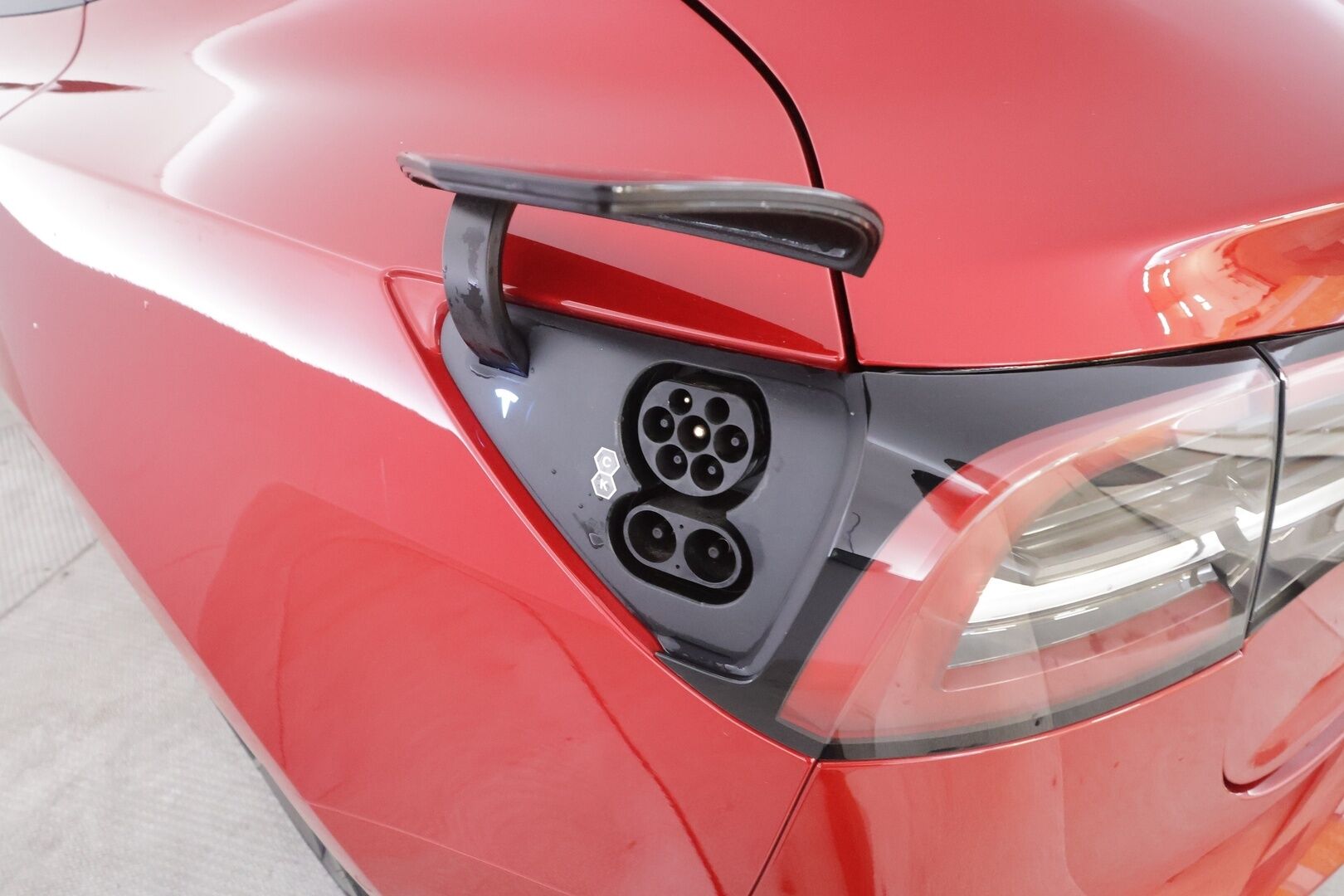 Tesla Model 3 2023 RWD - | ILP | Lasikatto | ACC | Matrix-LED | P.Kamera | Muistipenkki | Premium Speakers | Navi | Kaistavahti | Keyless |