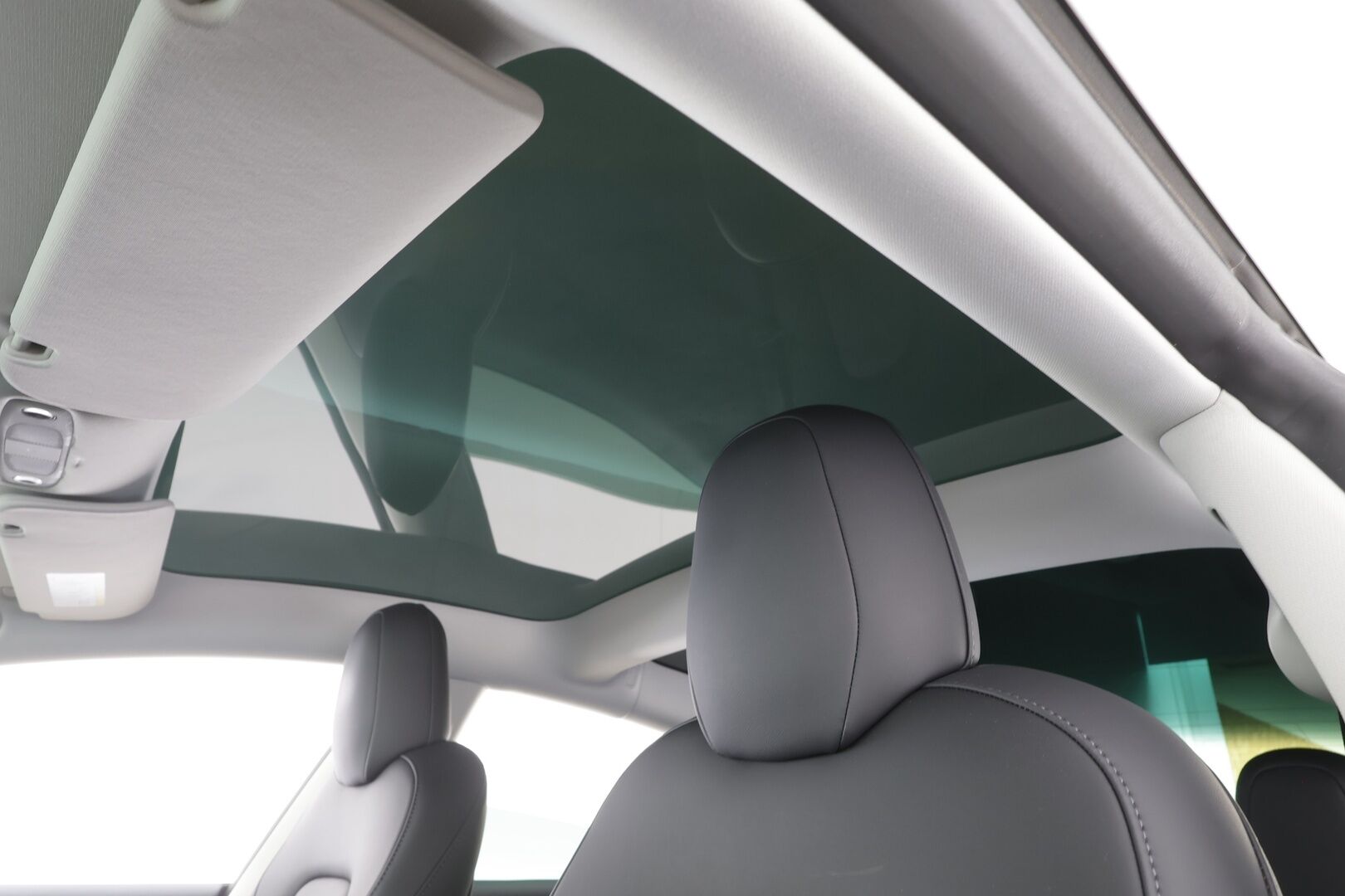Tesla Model 3 2023 RWD - | ILP | Lasikatto | ACC | Matrix-LED | P.Kamera | Muistipenkki | Premium Speakers | Navi | Kaistavahti | Keyless |
