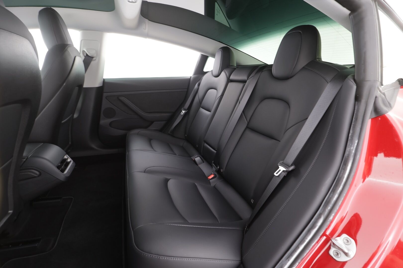Tesla Model 3 2023 RWD - | ILP | Lasikatto | ACC | Matrix-LED | P.Kamera | Muistipenkki | Premium Speakers | Navi | Kaistavahti | Keyless |