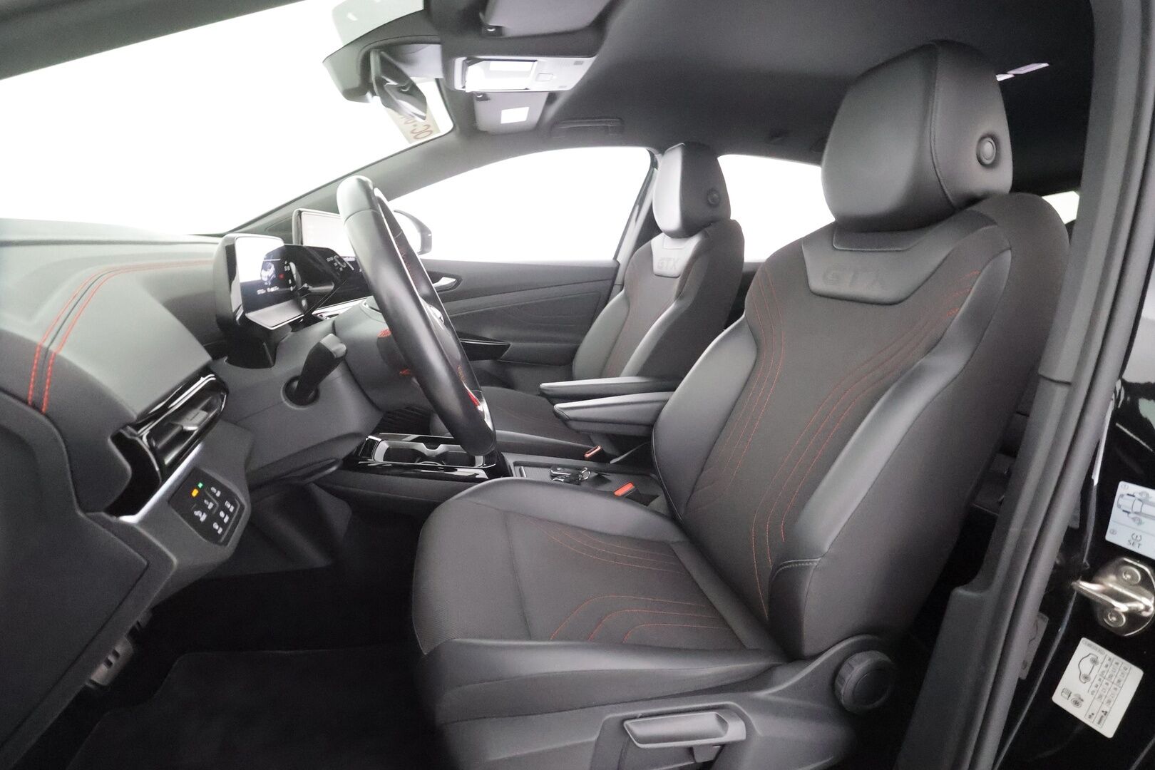 VOLKSWAGEN ID.5 2023 GTX 4MOTION - | ACC | ILP | Koukku | P.Kamera | HUD | Puolinahat | Ratinlämmitys | Keyless | Apple&Android | Merkkihuollettu | Kahdet Renkaat |