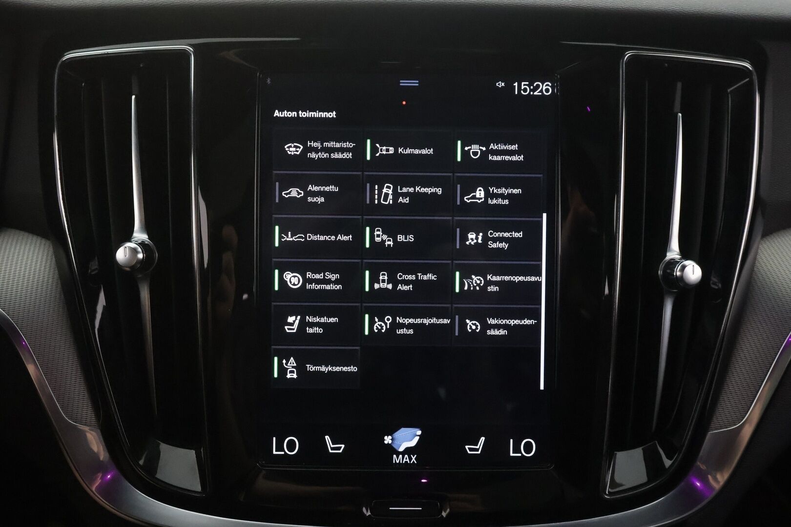 Volvo V60 2020 T5 AWD R-Design - | ACC | Styling Kit | Webasto | 360° | HUD | Sporttinahat | Panorama | Muistipenkki | Koukku | Pilot Assist | BLIS | Keyless | Full-LED | 