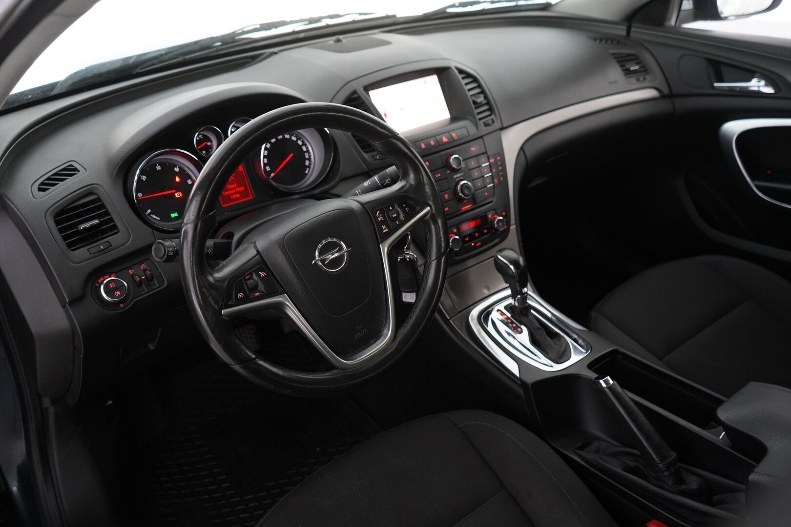 Opel Insignia 2009 4-ov Edition 2,0 CDTi Ecotec 96kW/130hv A6 BL - *MYYDÄÄN HUUTOKAUPAT.COM SIVUSTOLLA!*