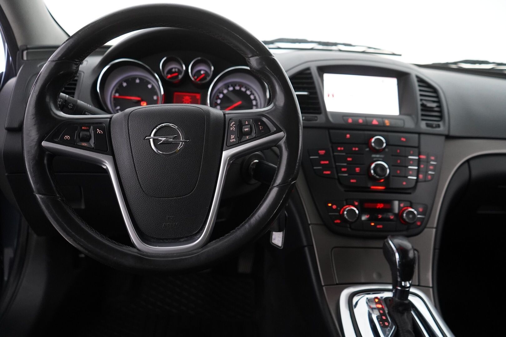 Opel Insignia 2009 4-ov Edition 2,0 CDTi Ecotec 96kW/130hv A6 BL - *MYYDÄÄN HUUTOKAUPAT.COM SIVUSTOLLA!*