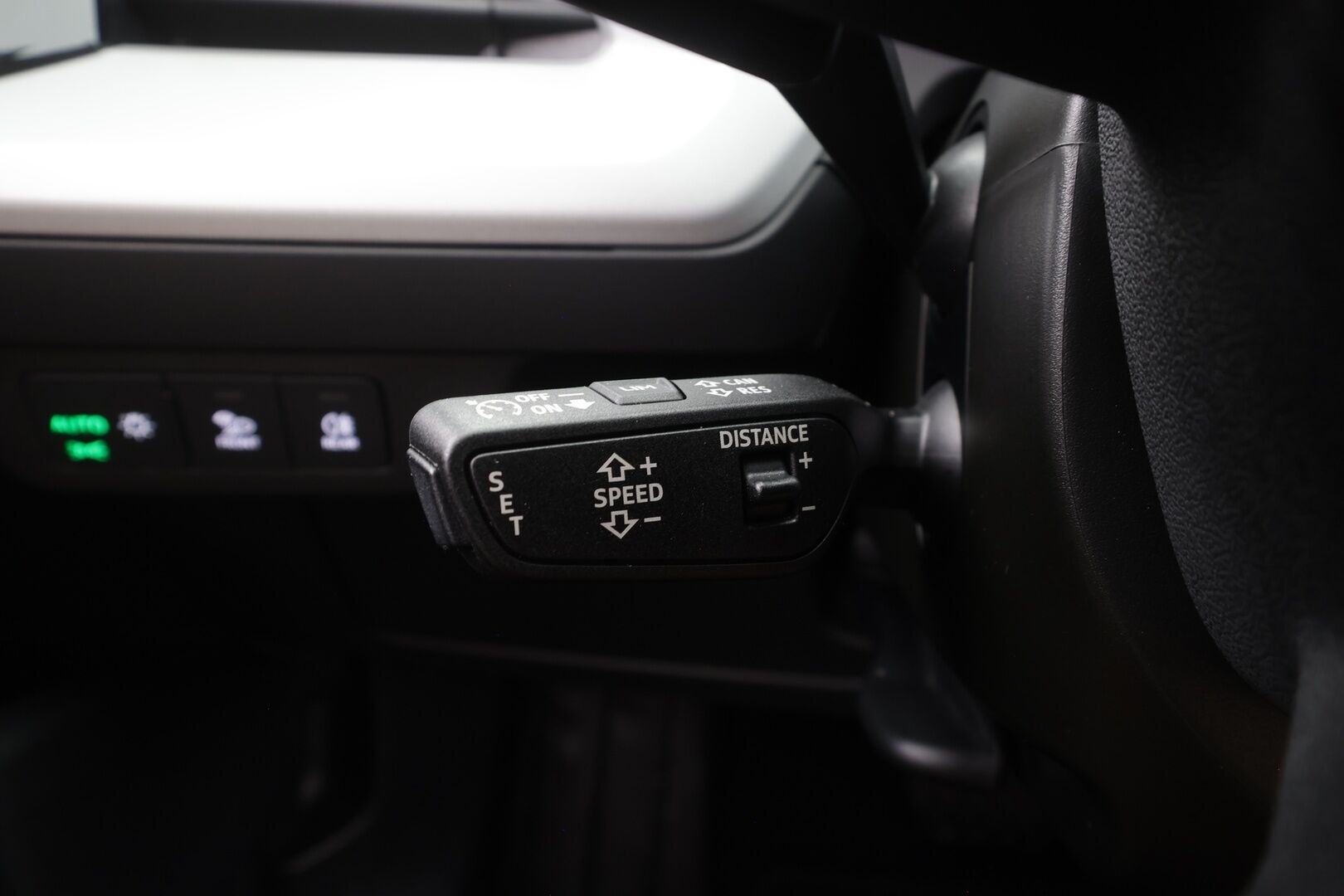 AUDI Q4 E-TRON 2024 50 e-tron quattro Sportback - | ILP | Koukku | ACC | Matrix-LED | P.Kamera | Sporttipenkit | Kaistavahti | 2x Latauskaapelit | Kahdet renkaat | Merkkihuollot |