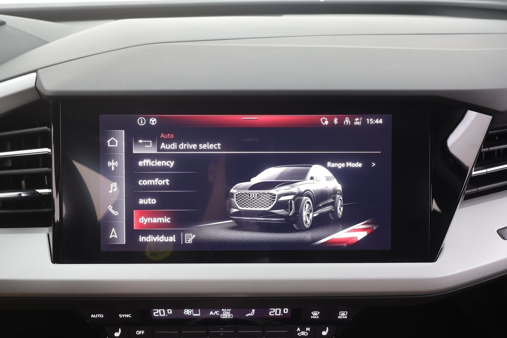 AUDI Q4 E-TRON 2024 50 e-tron quattro Sportback - | ILP | Koukku | ACC | Matrix-LED | P.Kamera | Sporttipenkit | Kaistavahti | 2x Latauskaapelit | Kahdet renkaat | Merkkihuollot |