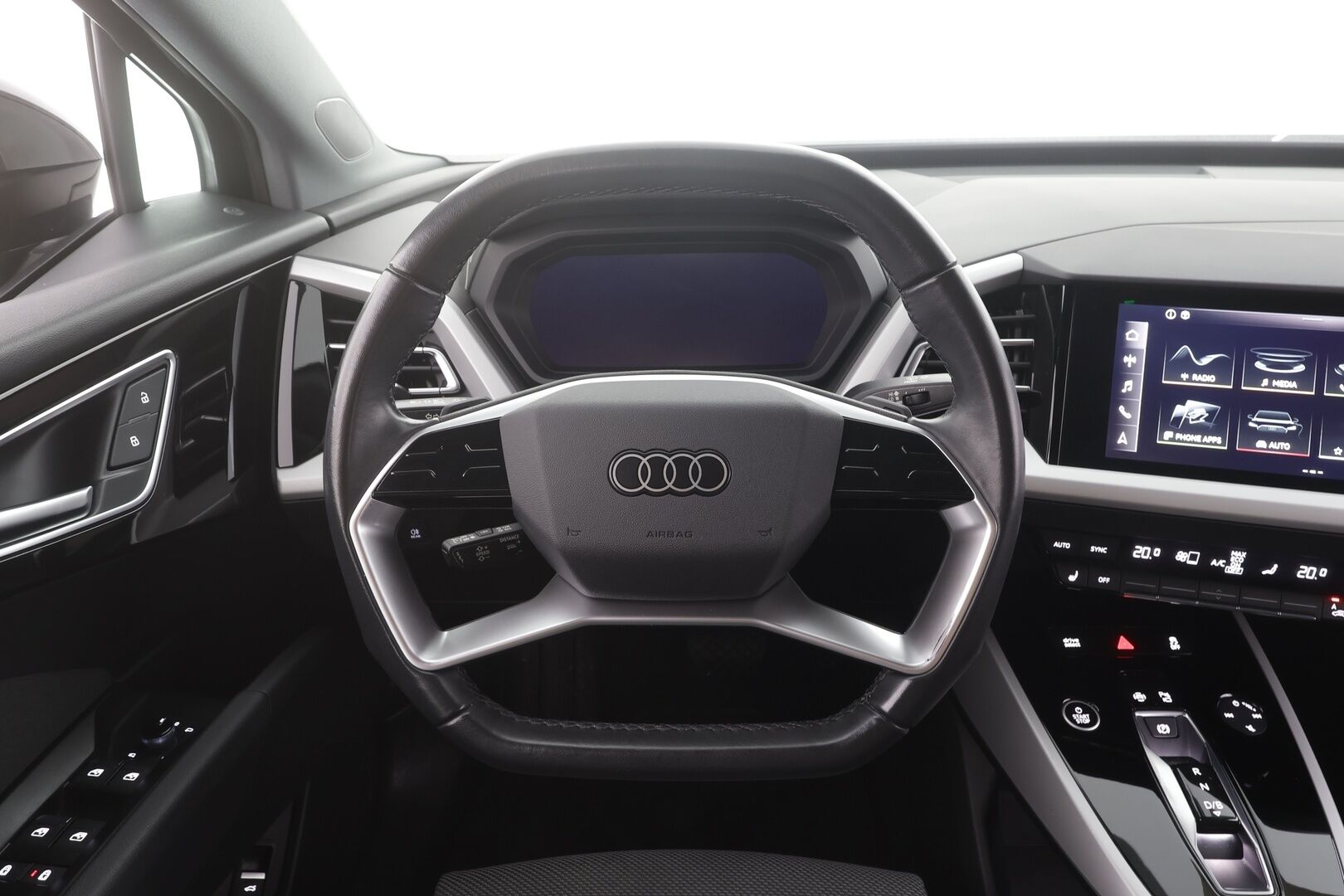 AUDI Q4 E-TRON 2024 50 e-tron quattro Sportback - | ILP | Koukku | ACC | Matrix-LED | P.Kamera | Sporttipenkit | Kaistavahti | 2x Latauskaapelit | Kahdet renkaat | Merkkihuollot |