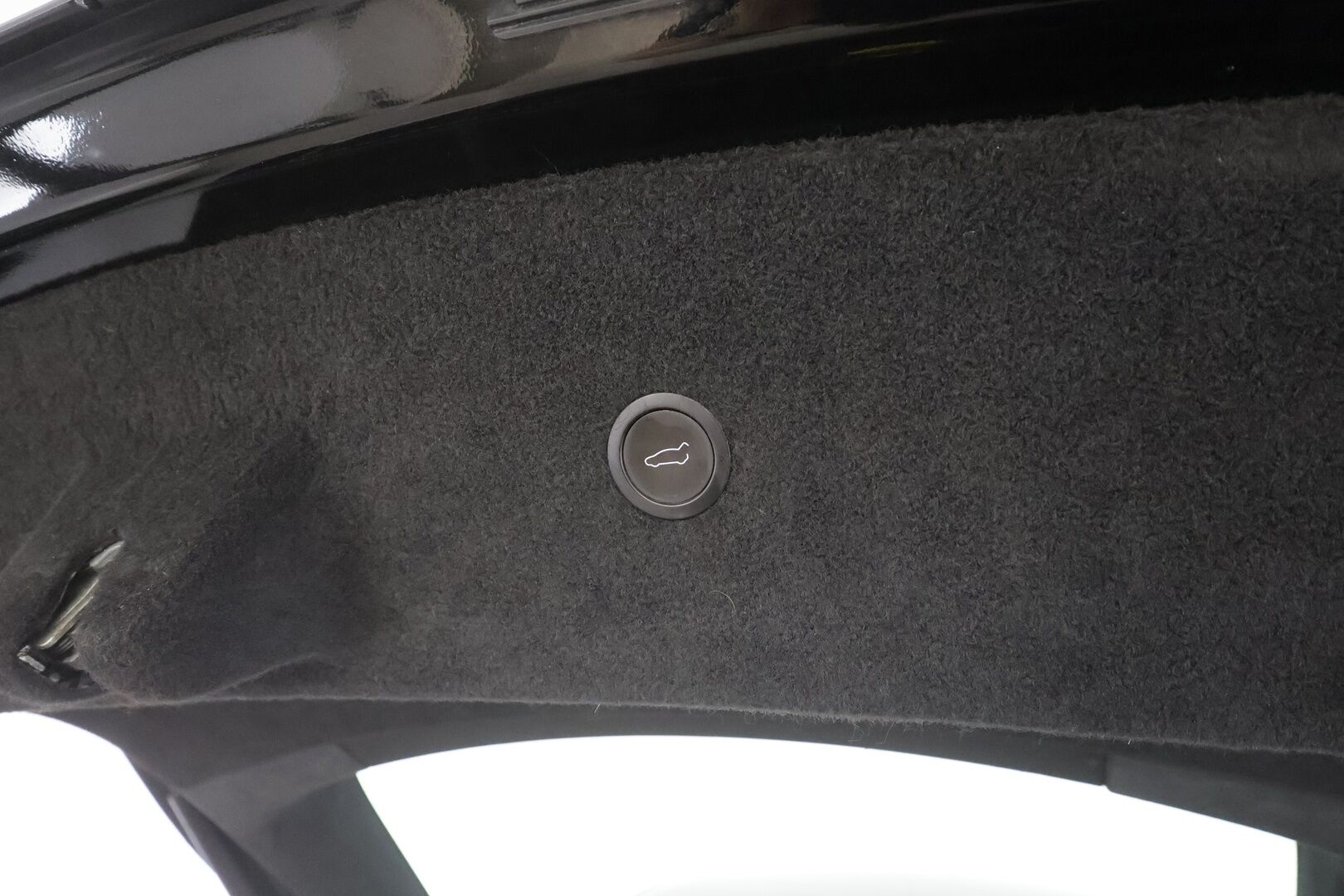 TESLA MODEL S 2023 100kWh Long Range AWD - | Koukku | Ilma-alusta | ILP | ACC | Matrix-LED | Lasikatto | P.Kamera | Ilmastoitu Muistipenkki | Premium Audio | Navi | Keyless  | 2x Latauskaapelit | Kahdet renkaat |