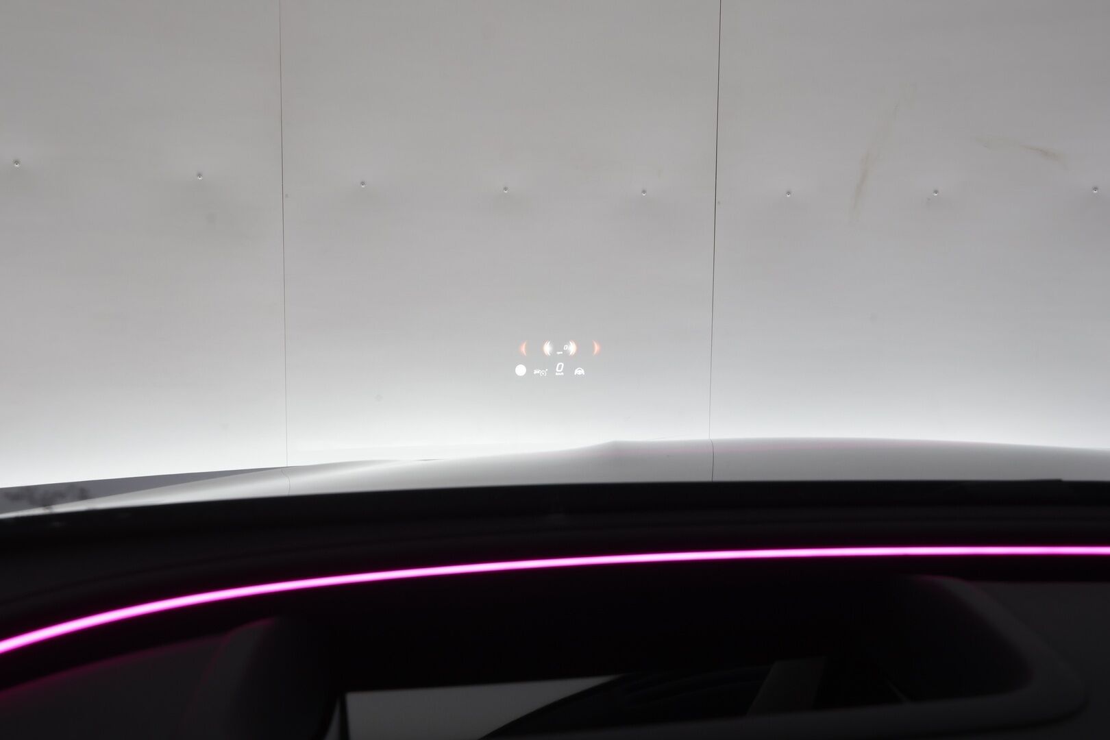 MERCEDES-BENZ E 2025 300 e T A AMG - | Distronic+ | HUD | Digital LED | Panorama | Burmester | Muistipenkit | 360-Kamera | Puolinahat | keyless | Apple&Android | AMG sisä- ja ulkopaketti | Akku kuntotarkastettu | Puhdas Carvertical |