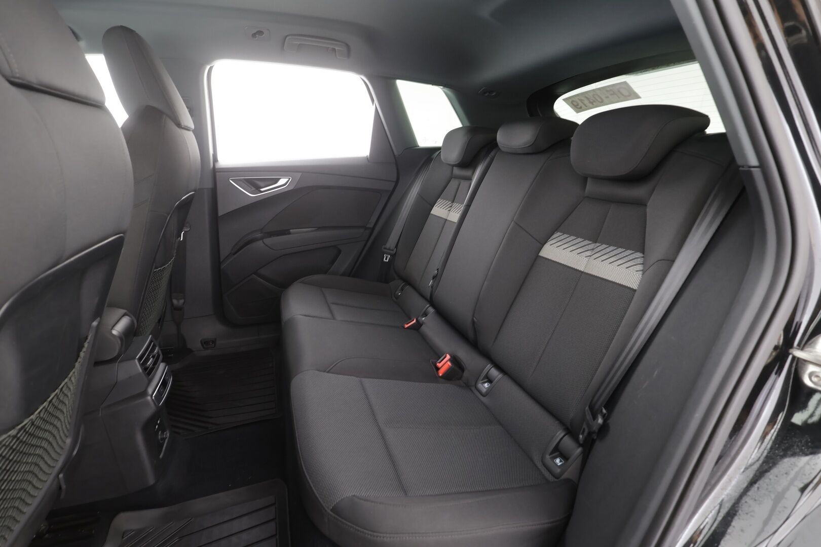 AUDI Q4 E-TRON 2023 50 Quattro Proline - | ACC | ILP | Koukku | Matrix-LED | Sporttipenkit | P.Kamera | Digimittaristo | Apple&Android | Merkkihuollettu | Kahdet Renkaat |