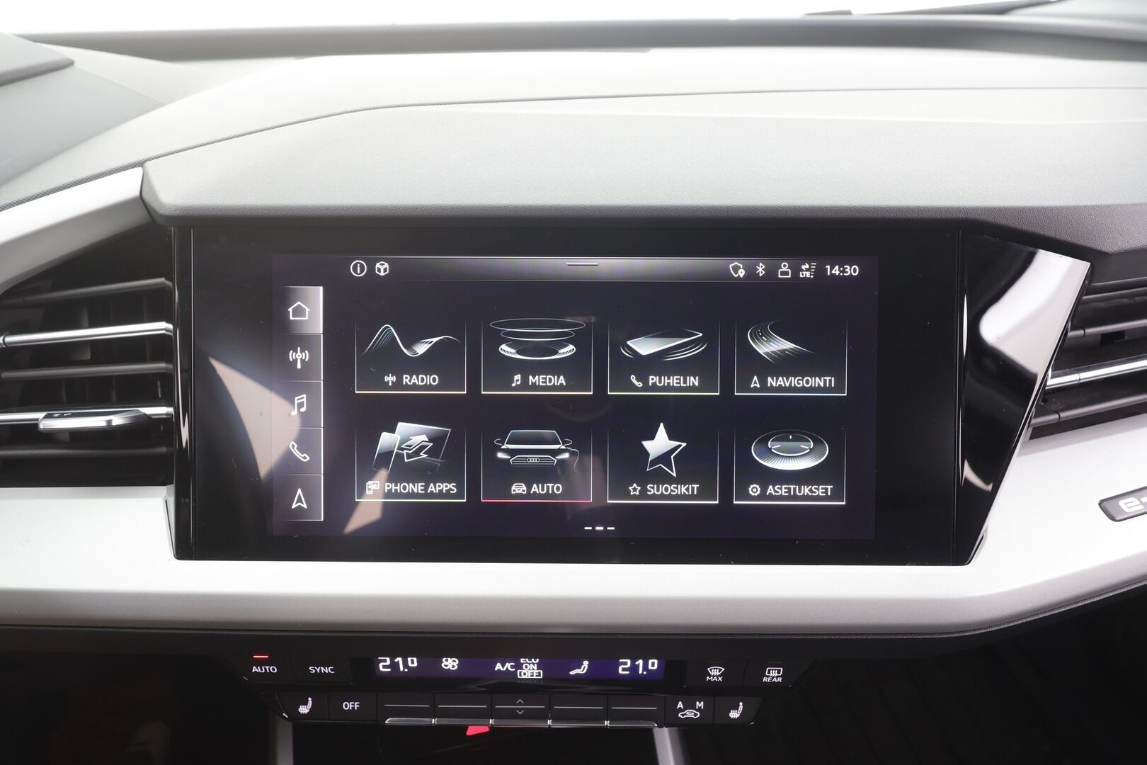 AUDI Q4 E-TRON 2023 50 Quattro Proline - | ACC | ILP | Koukku | Matrix-LED | Sporttipenkit | P.Kamera | Digimittaristo | Apple&Android | Merkkihuollettu | Kahdet Renkaat |