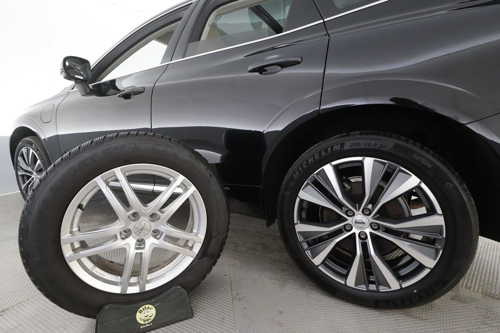 Volvo XC60 2022 T6 AWD Recharge Long Range Inscription - | ACC | Webasto | Koukku | Ilm. muistinahat | Harman/Kardon | 360° | Panorama | Pilot assist | Sporttipenkit | Merkkihuollot | 2x renkaat aluin |