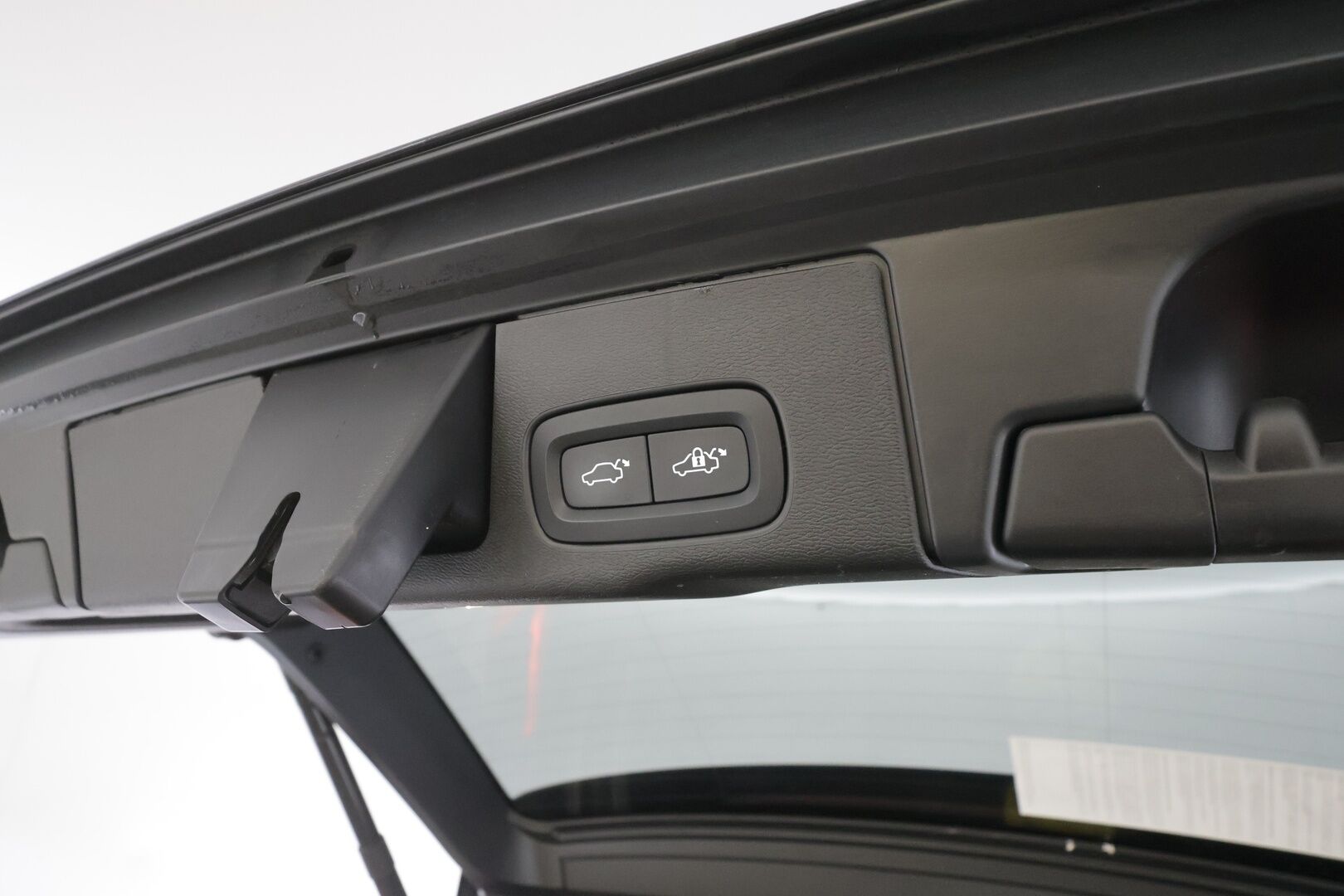 Volvo XC60 2022 T6 AWD Recharge Long Range Inscription - | ACC | Webasto | Koukku | Ilm. muistinahat | Harman/Kardon | 360° | Panorama | Pilot assist | Sporttipenkit | Merkkihuollot | 2x renkaat aluin |