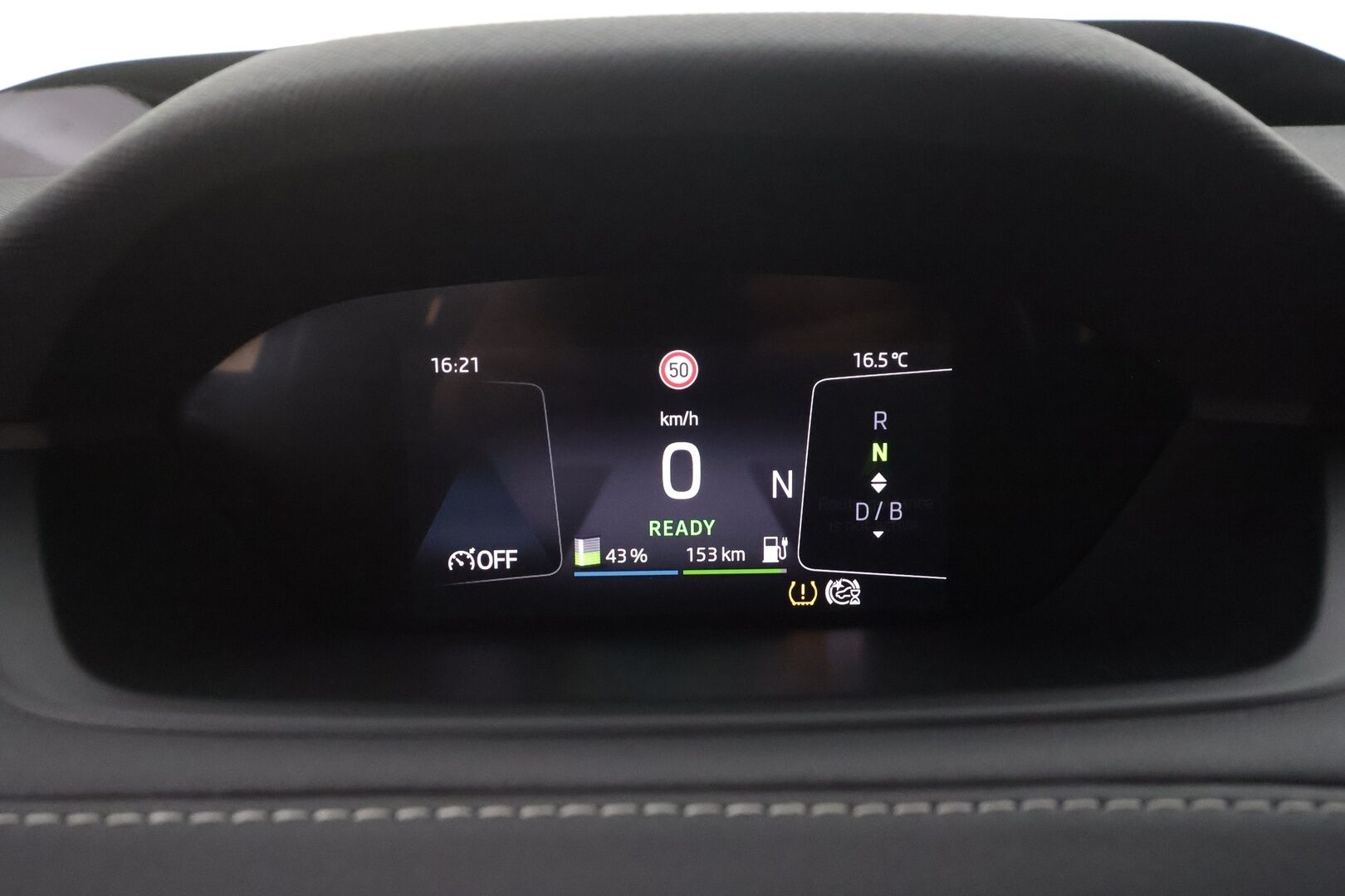 Skoda Enyaq 2022 80x 4x4 SportLine iV - | ACC | ILP | HUD | Koukku | Muistipenkki | Matrix | Crystal Face | Travel Assist | Nahka-alcantara | P.kamera | Keyless | Merkkihuollot | 2x renkaat aluin |