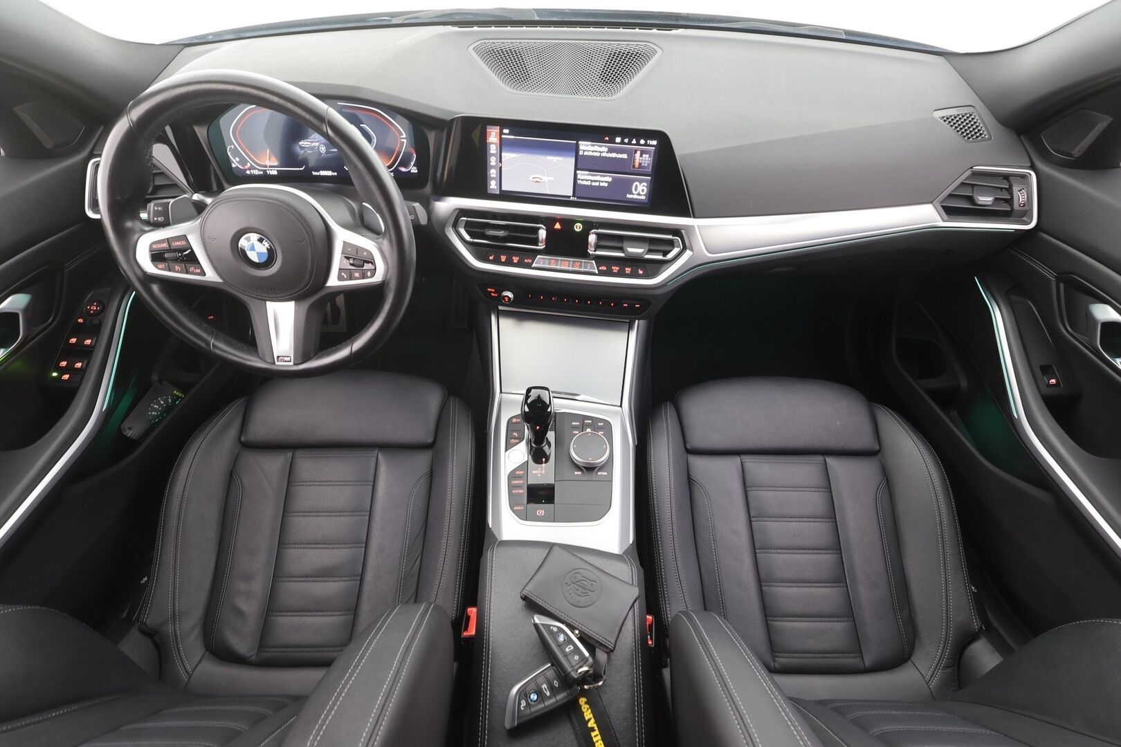 BMW 318 2022 G21 Touring 318i A Business M Sport - Sporttinahat | HiFi | Merkkihuollot | Vakkari | Apple&Android | Peruutuskamera | Digimittari | Shadowline