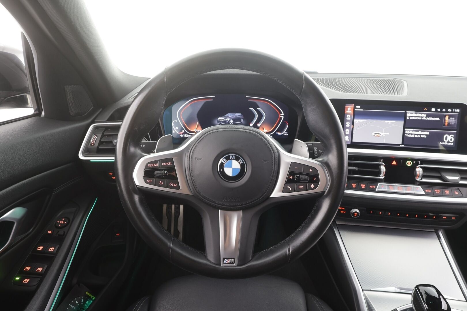 BMW 318 2022 G21 Touring 318i A Business M Sport - Sporttinahat | HiFi | Merkkihuollot | Vakkari | Apple&Android | Peruutuskamera | Digimittari | Shadowline