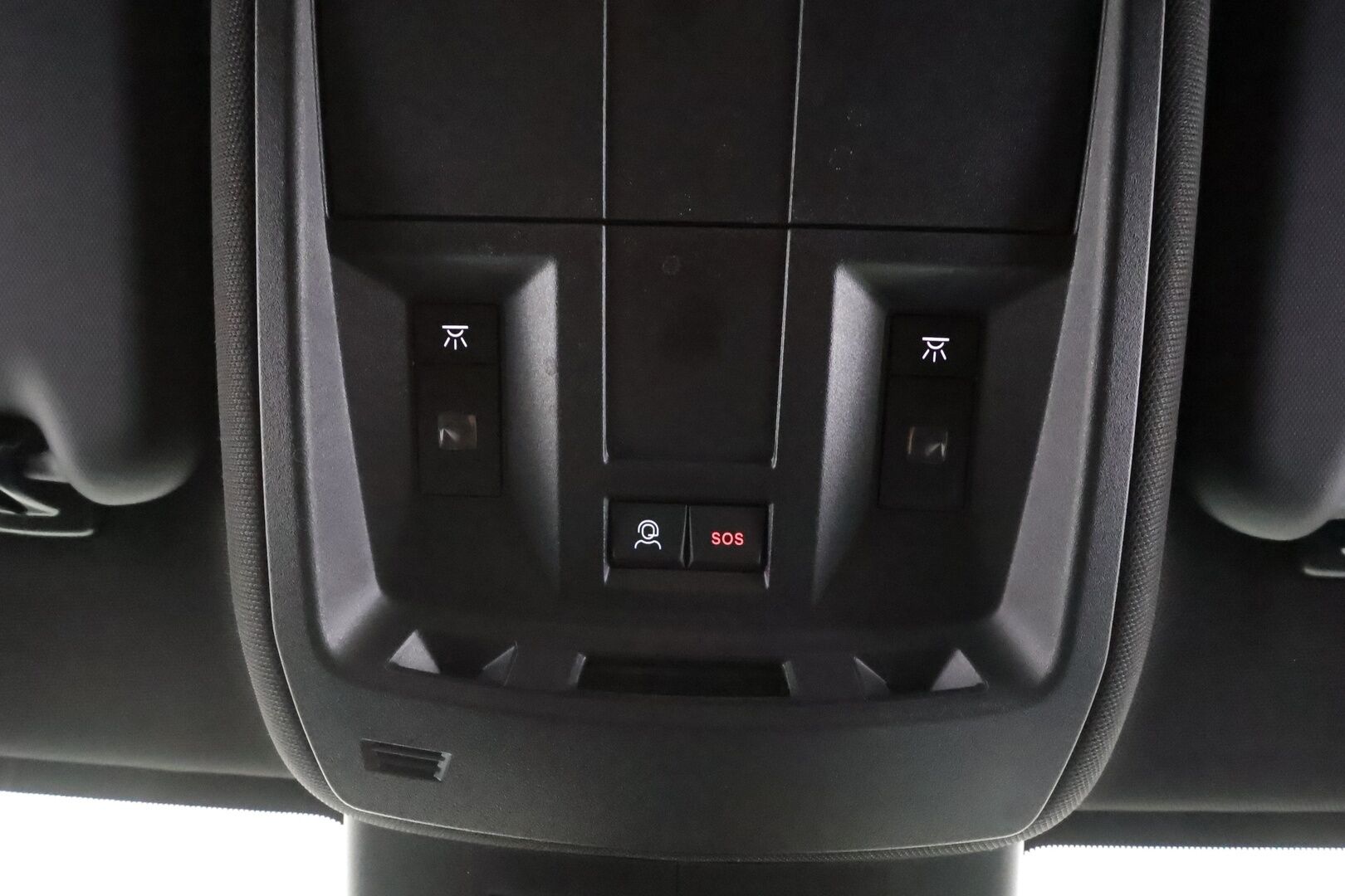 PEUGEOT 5008 2025 GT Hybrid 145 Automaatti 7p - | ACC | LED | 360-Kamera | Puolinahat | Widescreen | Keyless | Apple&Android | Kahdet Renkaat | Merkkihuollettu |