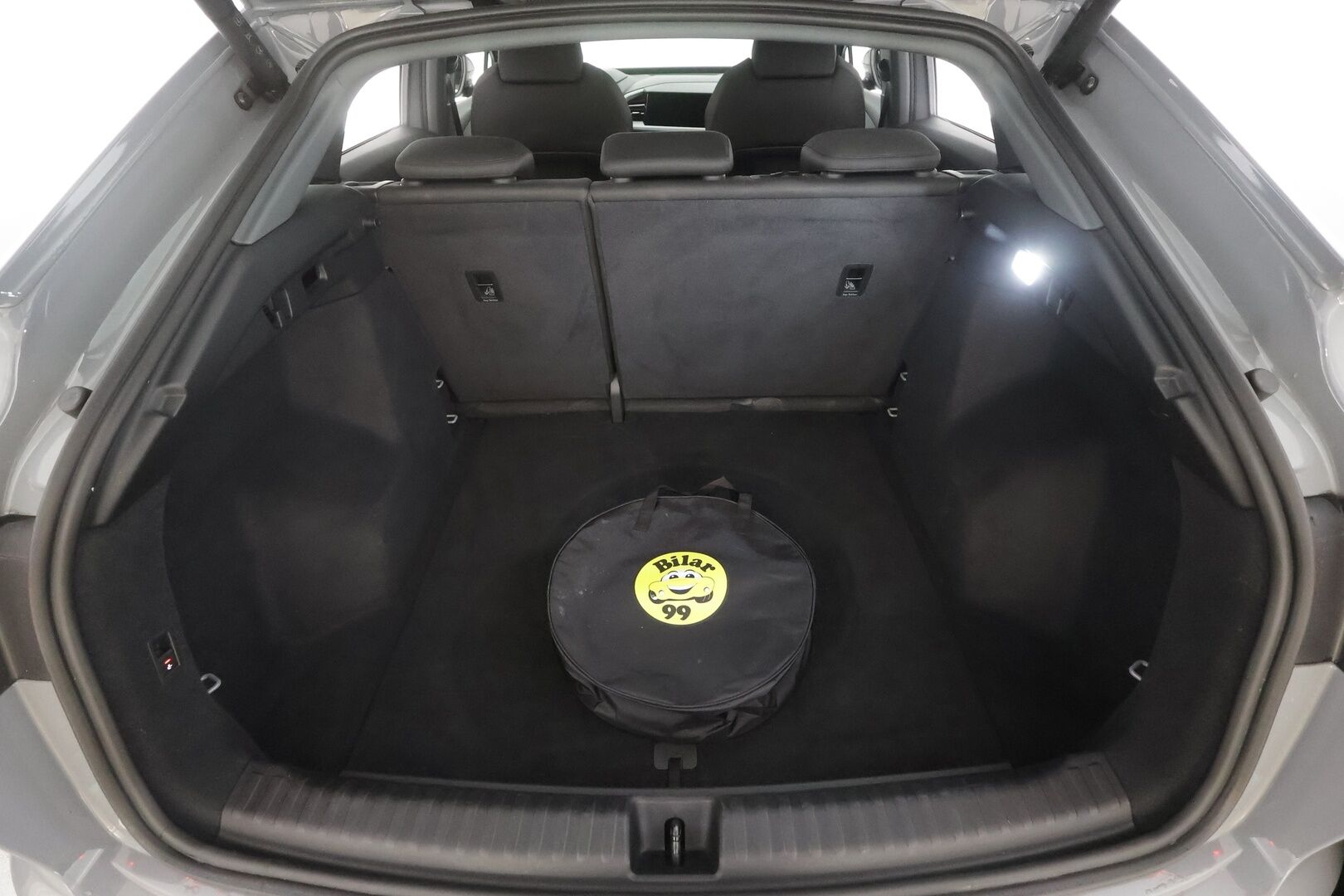 AUDI Q4 E-TRON 2022 40 e-tron Sportback - | ACC | ILP | Koukku | Matrix-LED | Muistipenkki | P.Kamera | Sporttipenkit | Apple&Android | Merkkihuollettu | kahdet Renkaat |