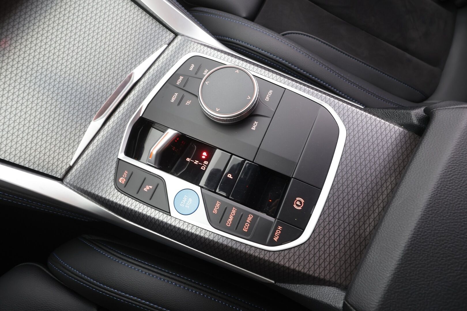 BMW I4 2024 eDrive40, G26, M Sport - | ACC | Lisälämmitin | Koukku | Widescreen | sporttipenkit | P.Kamera | LED | Apple&Android | Merkkihuollettu | Kahdet Renkaat |