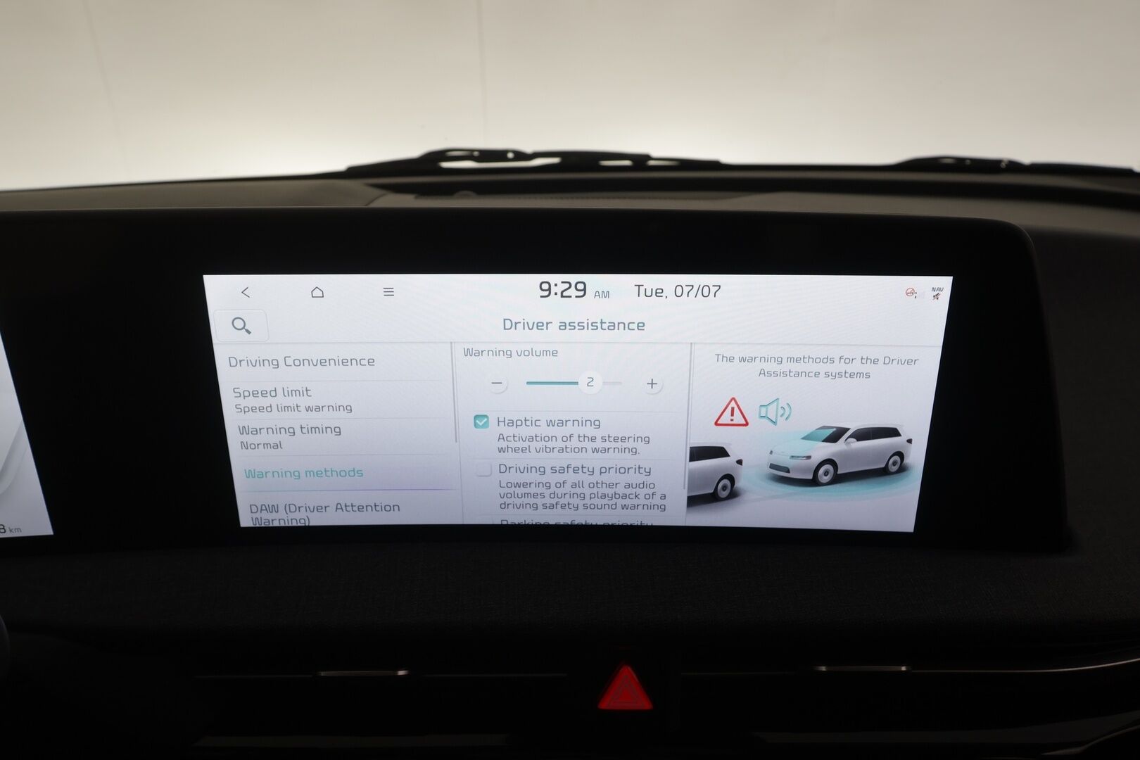 KIA EV6 2023 RWD 77 kWh 229 hv - | ACC | ILP | LED | P.Kamera | Ratinlämmitys | Puolinahat | Widescreen | Apple&Android | Merkkihuollettu | Kahdet Renkaat |
