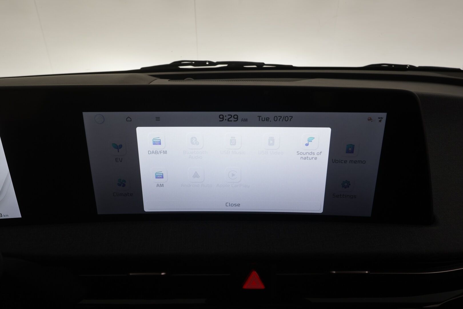 KIA EV6 2023 RWD 77 kWh 229 hv - | ACC | ILP | LED | P.Kamera | Ratinlämmitys | Puolinahat | Widescreen | Apple&Android | Merkkihuollettu | Kahdet Renkaat |