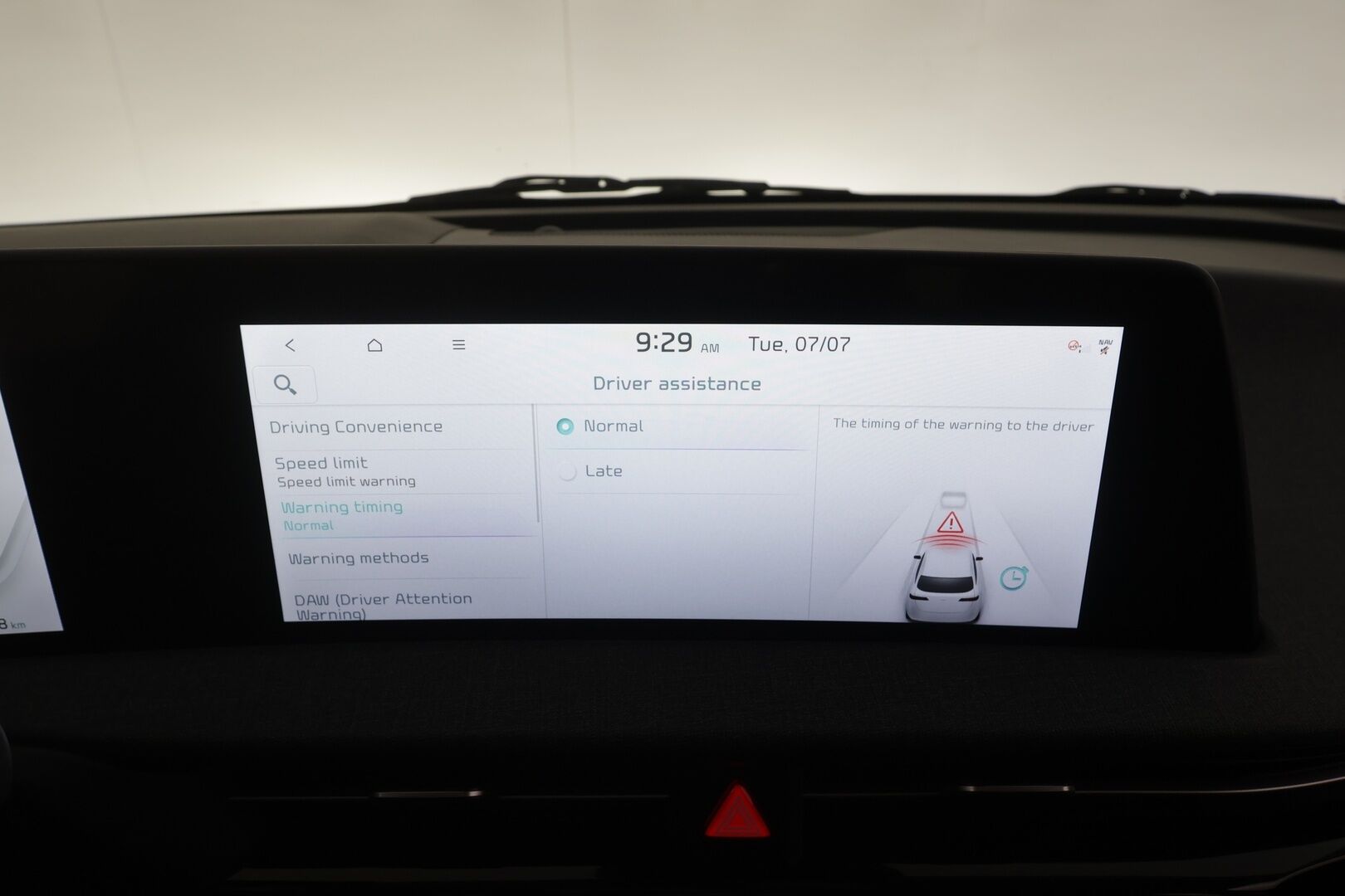 KIA EV6 2023 RWD 77 kWh 229 hv - | ACC | ILP | LED | P.Kamera | Ratinlämmitys | Puolinahat | Widescreen | Apple&Android | Merkkihuollettu | Kahdet Renkaat |