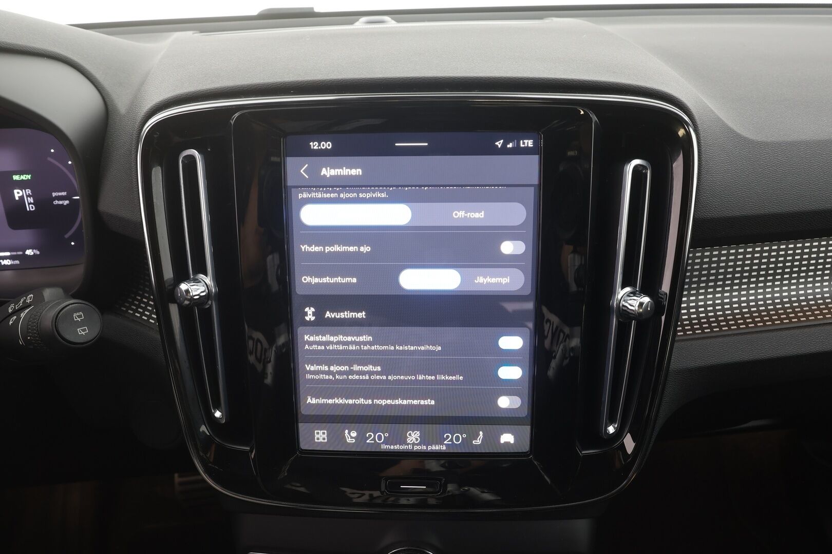 Volvo XC40 2022 P6 Recharge Plus - | ACC | ILP | Koukku | Muistipenkki | Sporttipenkit | Pilot Assist | P.kamera | BLIS | Keyless | Sähk. takaluukku | 2x renkaat aluin | Merkkihuollot | 