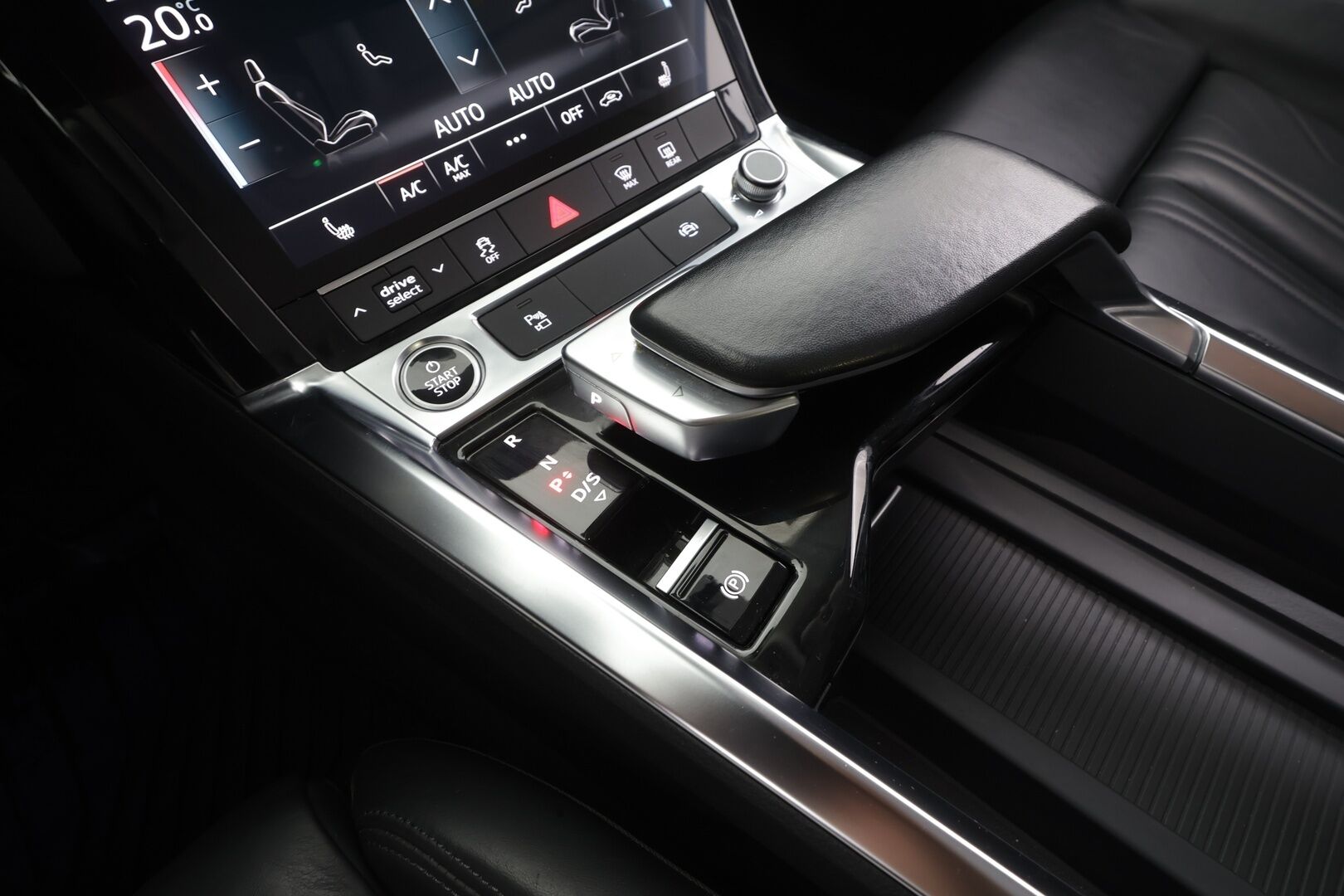 AUDI E-TRON 2023 95kWh 55 Quattro 408hv - | ACC | Lisälämmitin | Koukku | Muistipenkki | P.Kamera | Sporttinahat | Apple&Android | Merkkihuollettu | Kahdet Renkaat | Koti & Kauppalaturi |