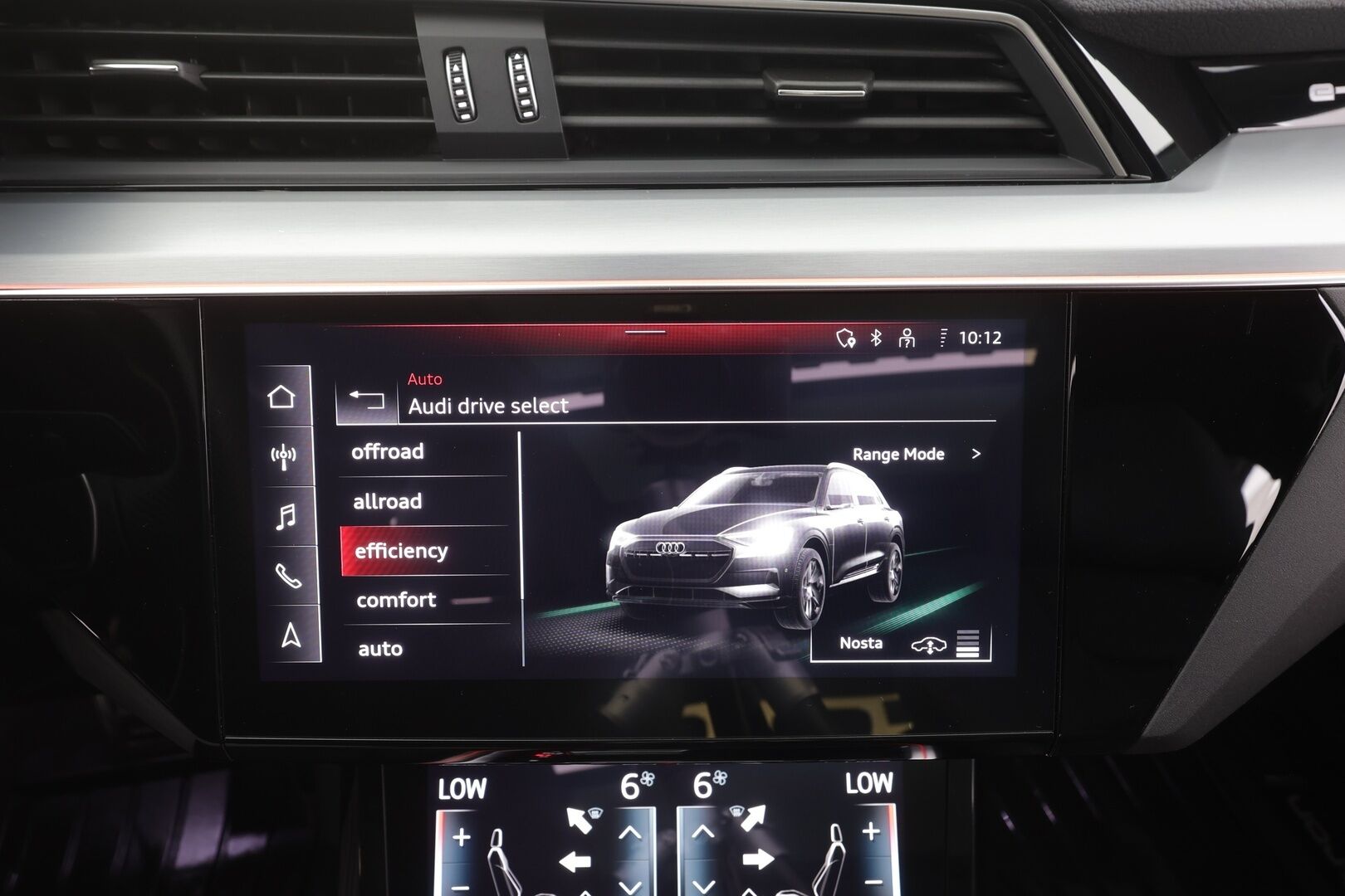AUDI Q8 E-TRON 2024 55 Quattro S-Line - | ACC | Lisälämmitin | Koukku | Matrix-LED | Panorama | Ilma-alusta | B&O | Muistipenkki | 360-kamera | Keyless | Kahdet Renkaat | Merkkihuollettu |